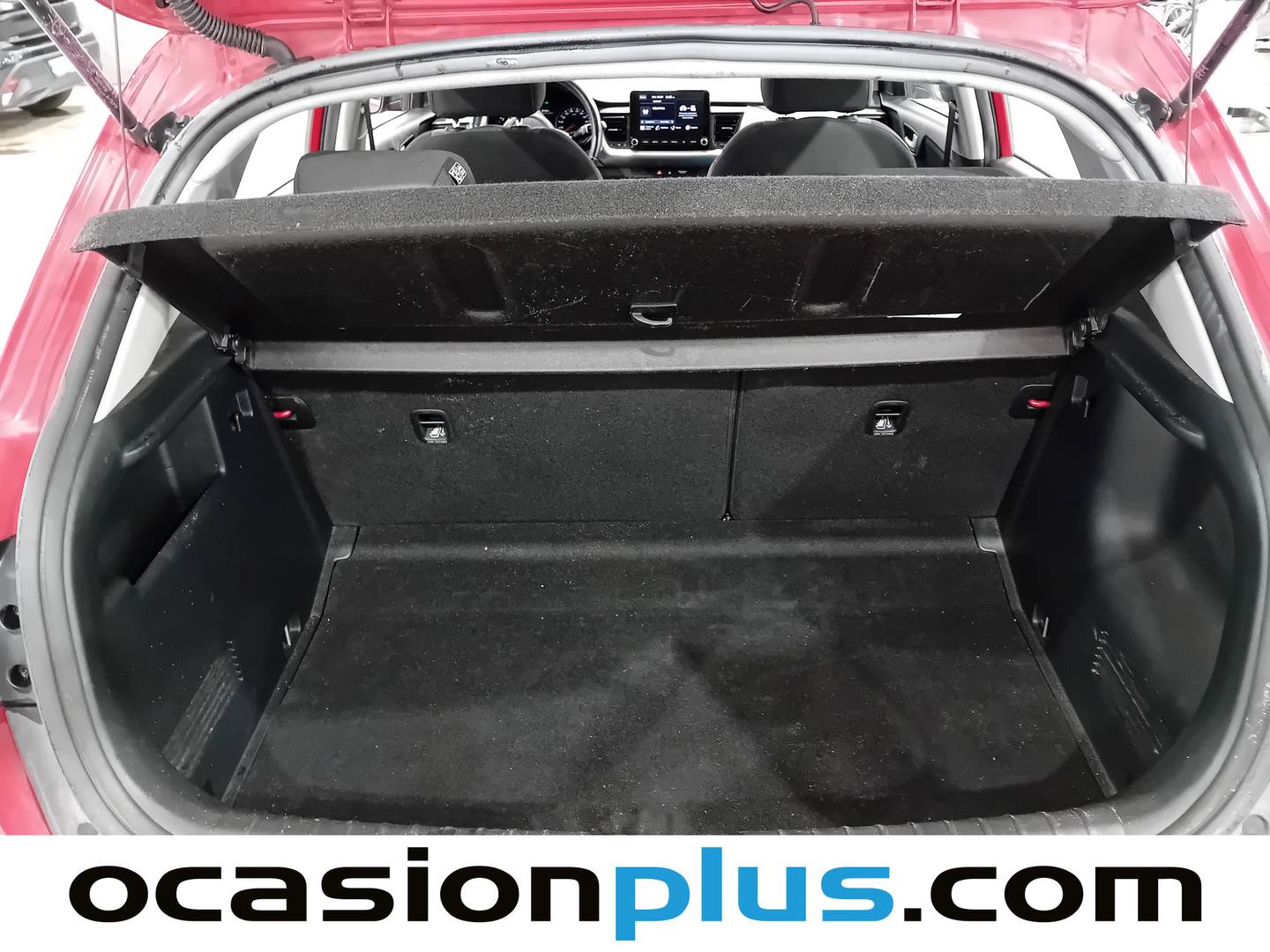 Fotos maletero KIA Stonic KIA Stonic 1.0 T-GDi MHEV Concept Plus (100 CV)