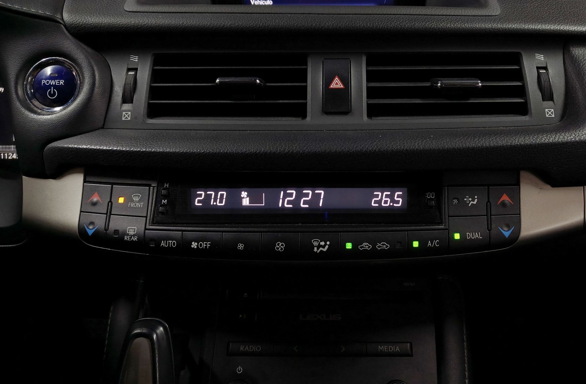 Lexus CT 200h Executive - foto 34