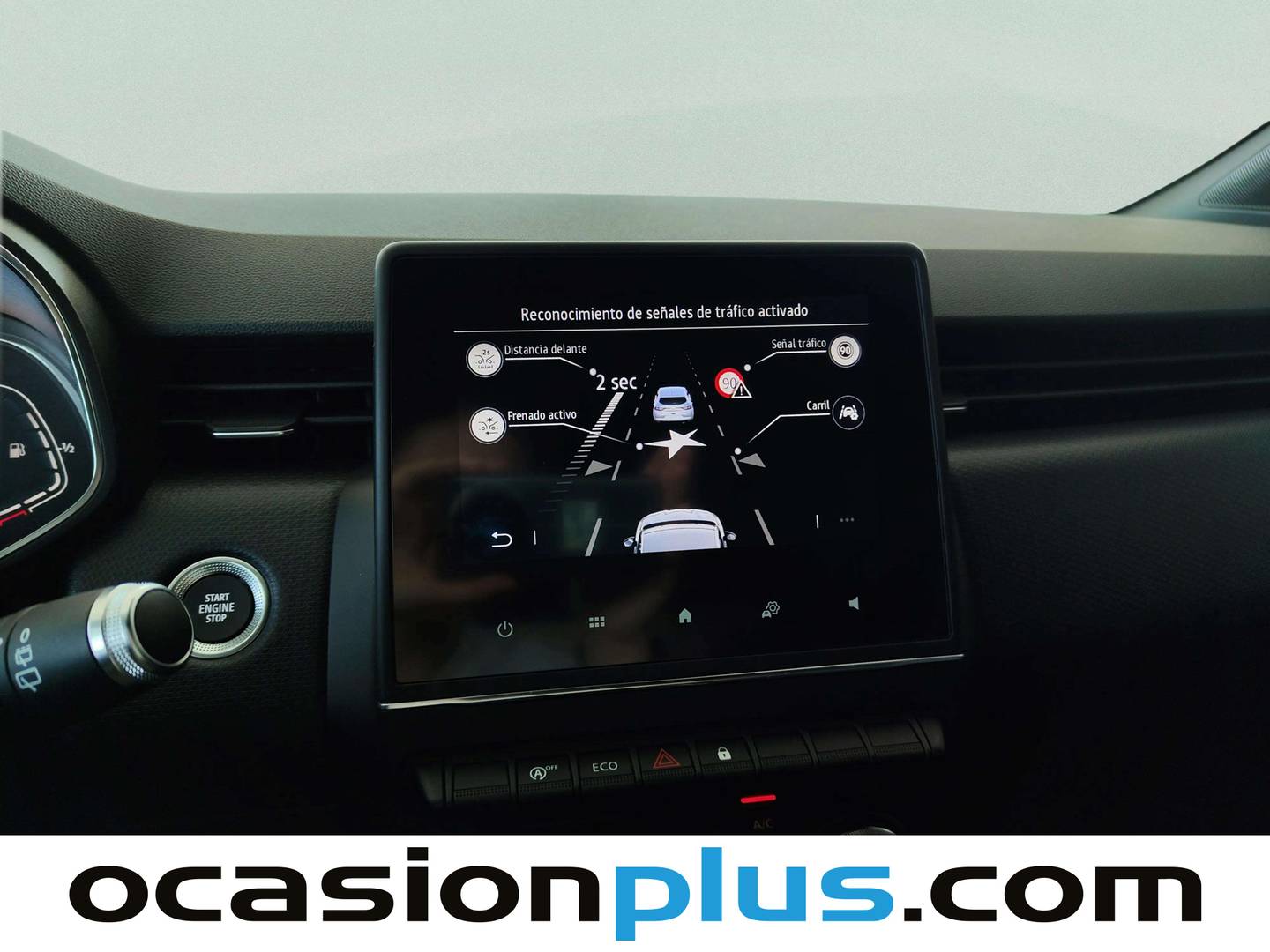 Paquetes del Renault Clio Renault Clio Zen TCe (100 CV) GLP
