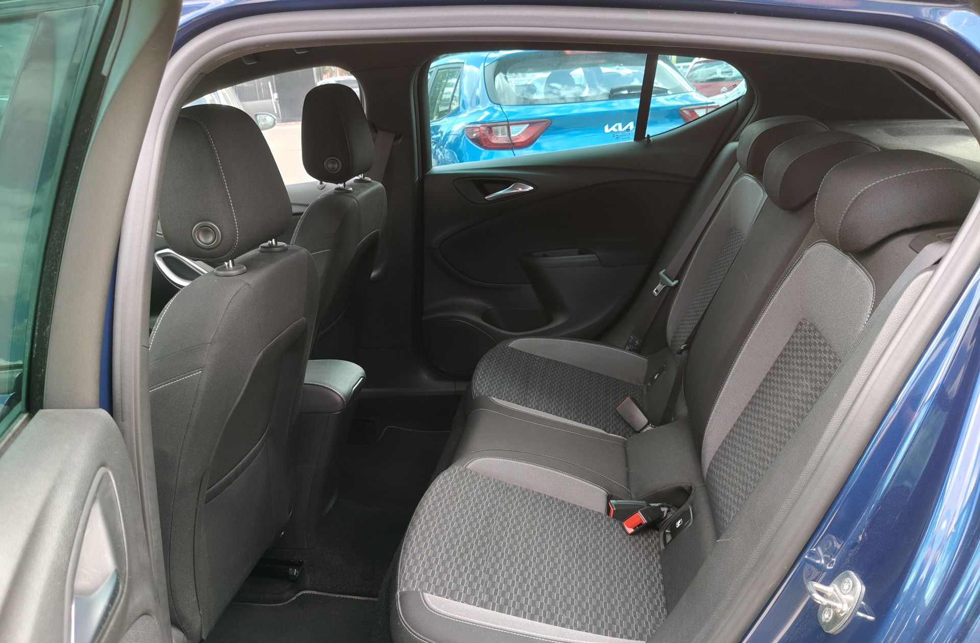 Opel Astra 1.2 Turbo SHL GS Line - foto 11