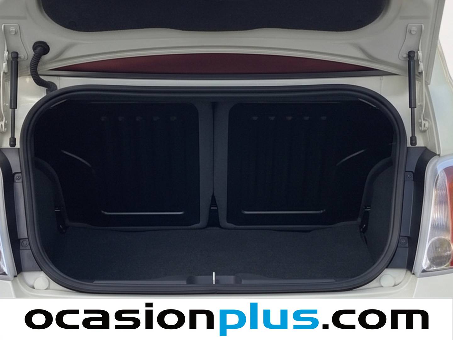 Foto asientos traseros Fiat 500C Fiat 500C 1.3 16v Multijet Start&Stop Lounge (95 CV)