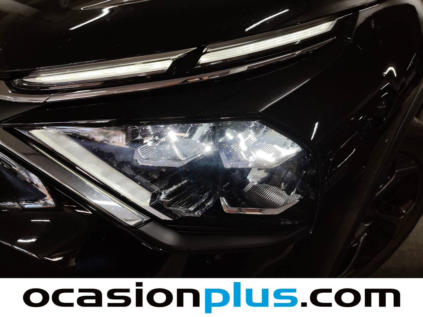 Acabados Citroën C4 X Citroën C4 X Hybrid 136 e-DCS6 Plus (136 CV)