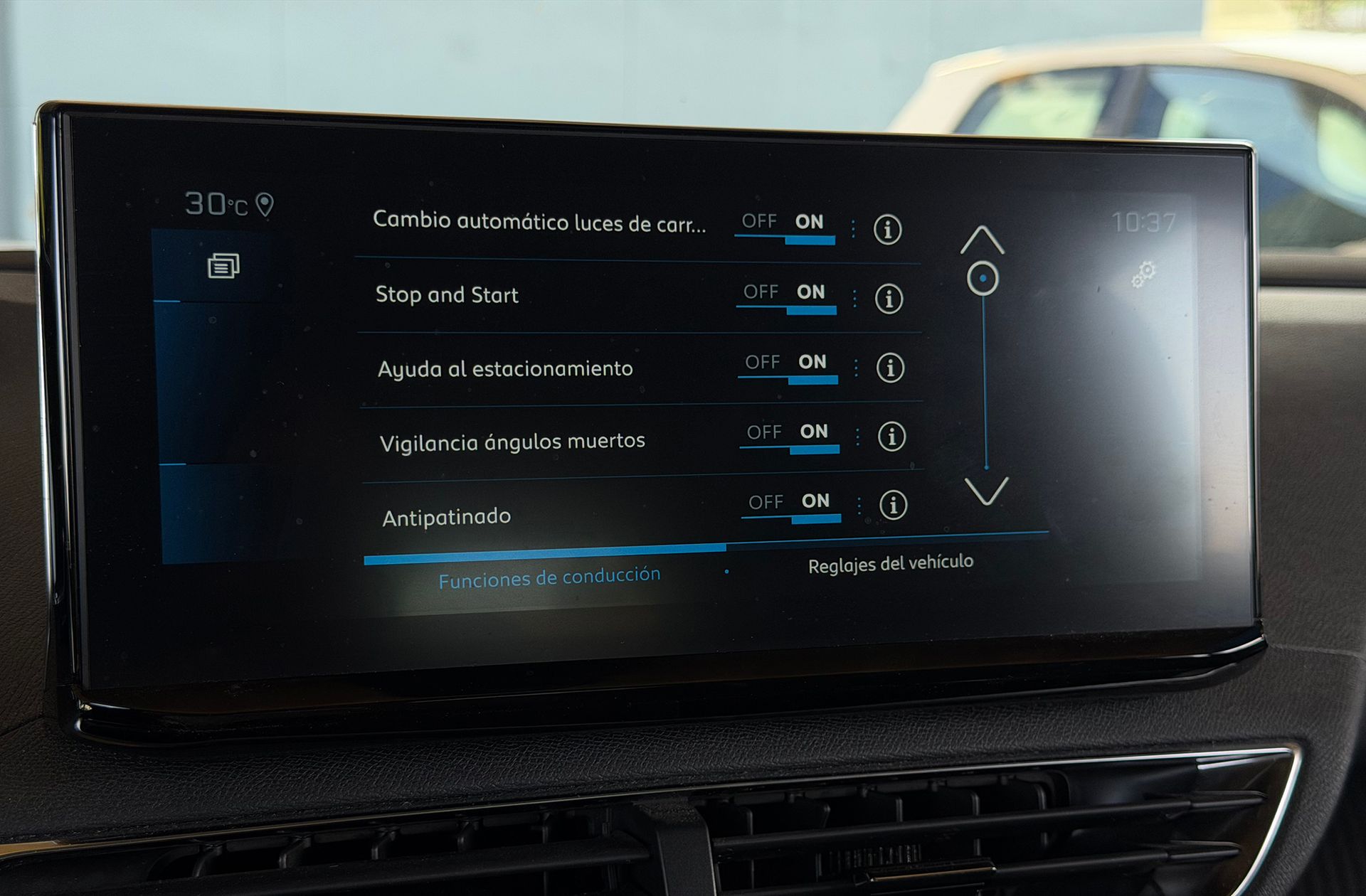 Peugeot 3008 PureTech 130 Allure - foto 11