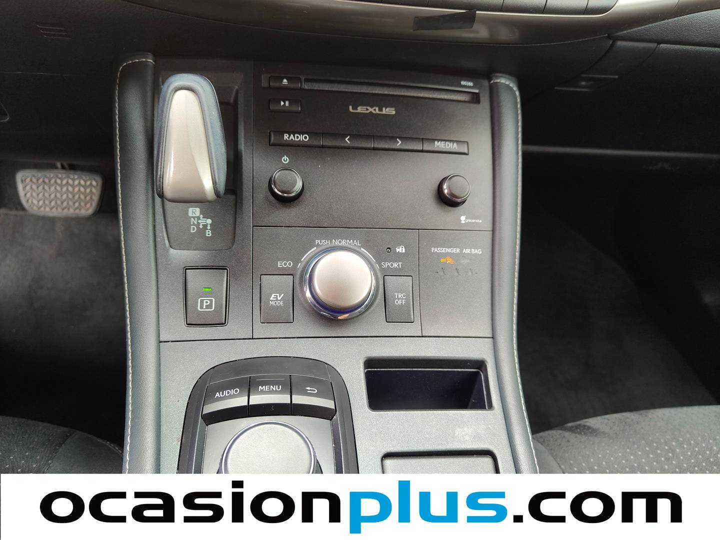 Lexus CT Lexus CT 200h Executive Tecno (136 CV) 136cv