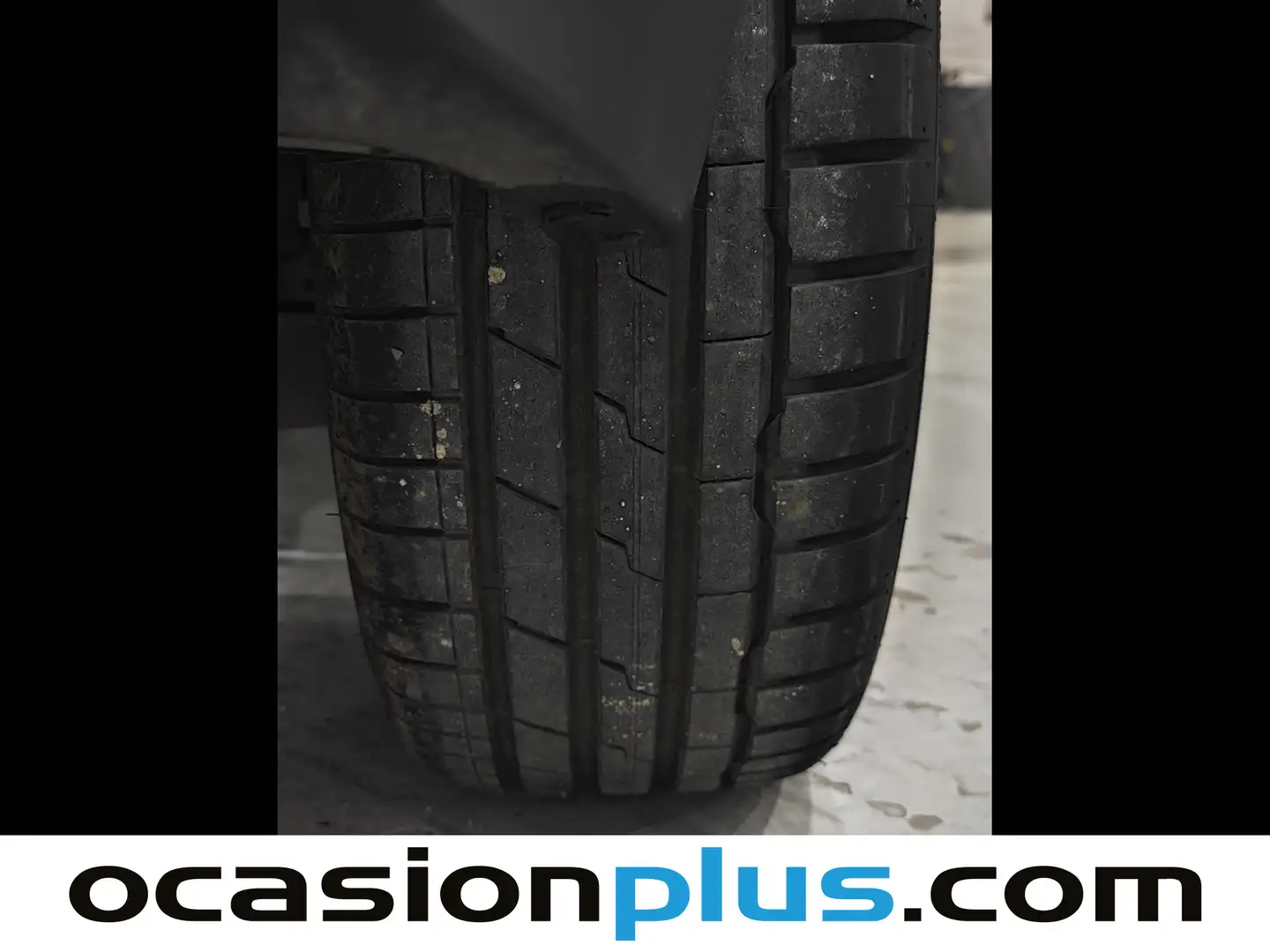 Foto Toyota C-HR Toyota C-HR 1.8 125H Advance Plus Luxury (122 CV)