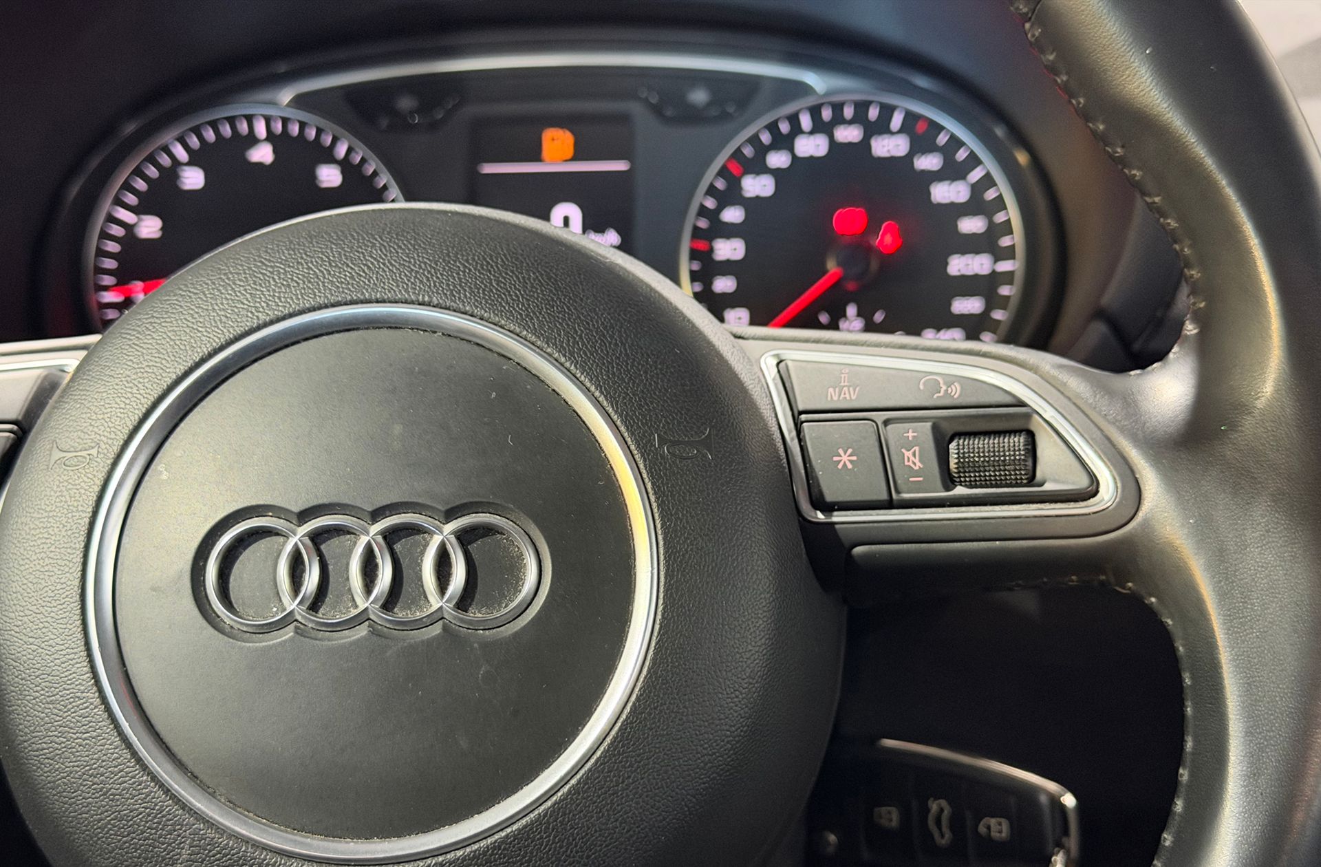 Audi A1 Sportback Attraction 1.0 TFSI S tronic Pack S-Line - foto 23
