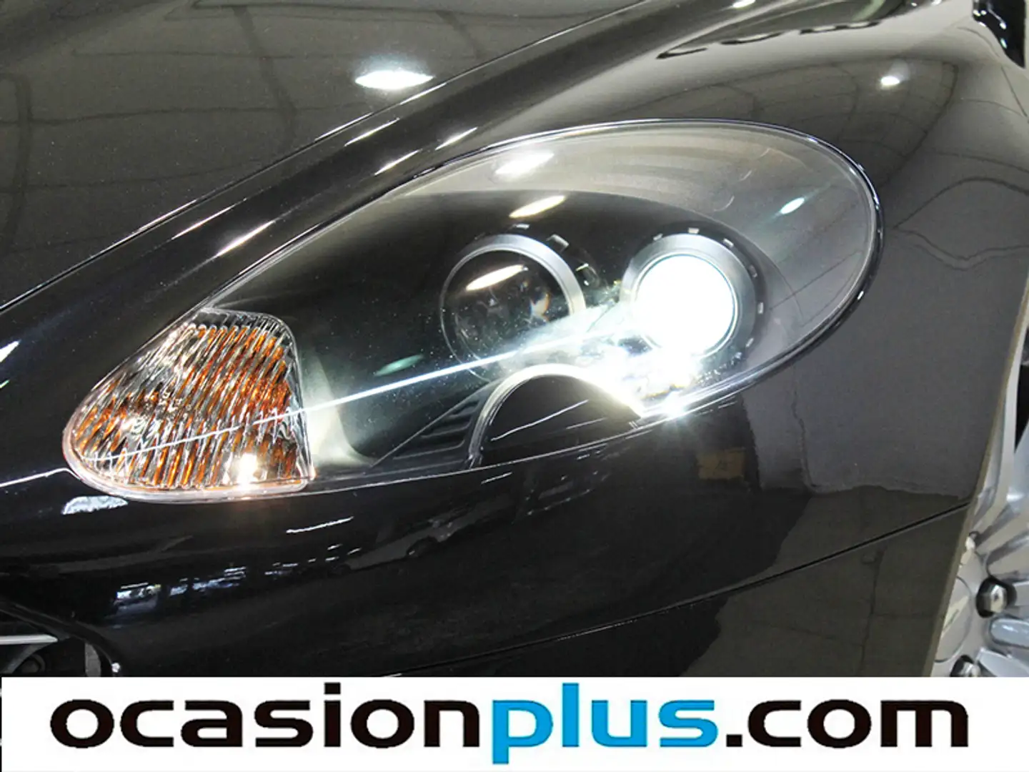Foto Aston Martin DB9 Aston Martin DB9 Cabrio 5.9 Volante Touchtronic 2 (450 CV)