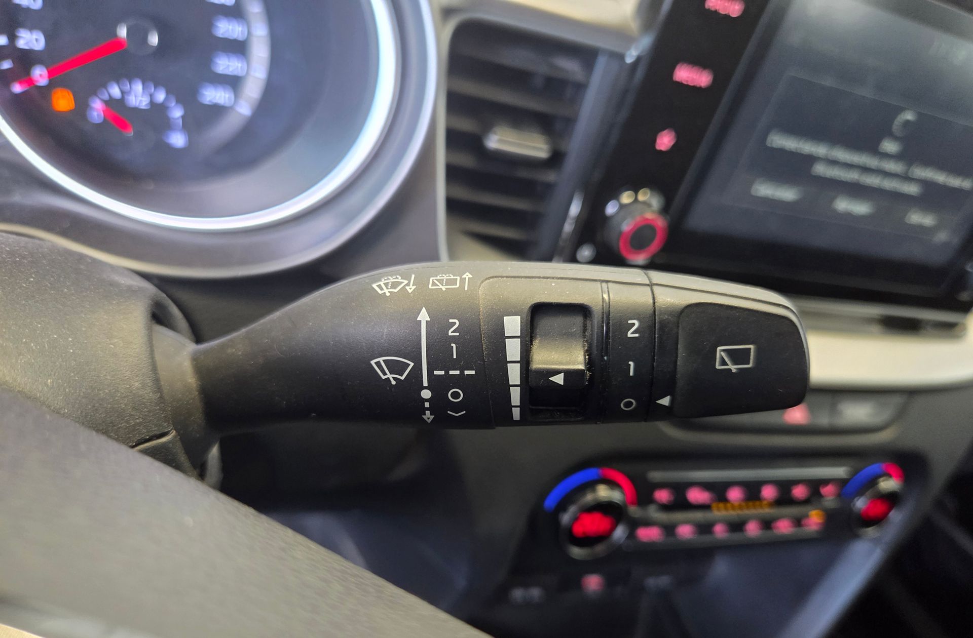 Kia XCeed 1.0 T-GDi Drive - foto 25