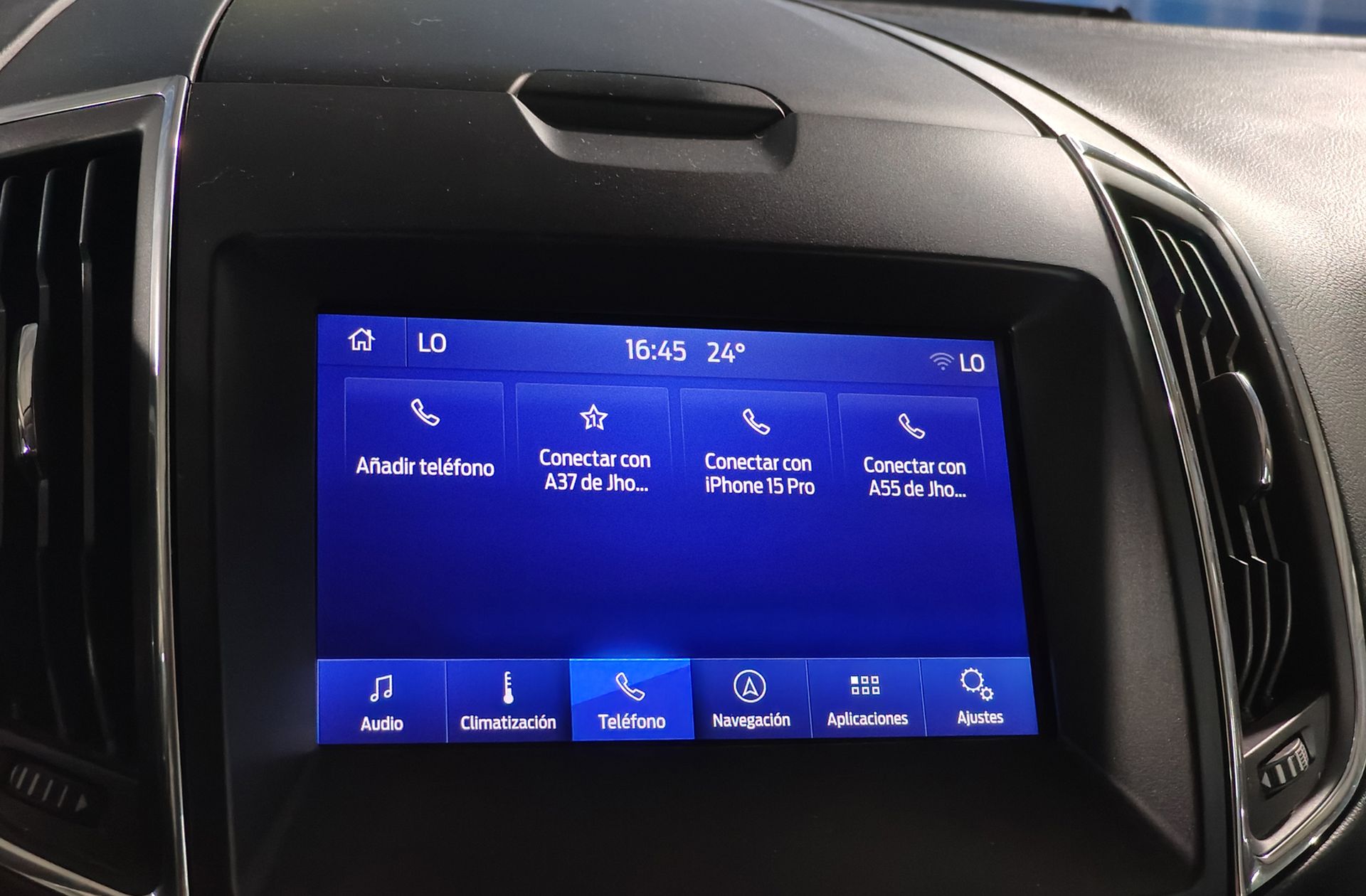 Ford S-Max 2.0 TDCi Panther Titanium - foto 35