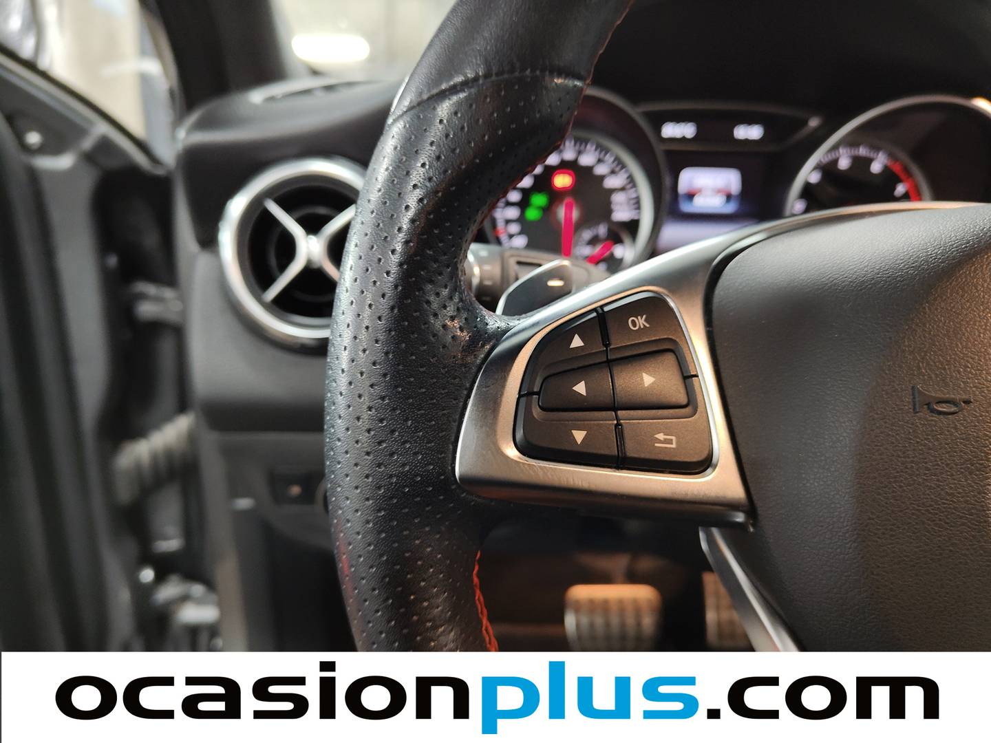 Mercedes GLA Mercedes GLA 180 (122 CV) Pack AMG 122cv