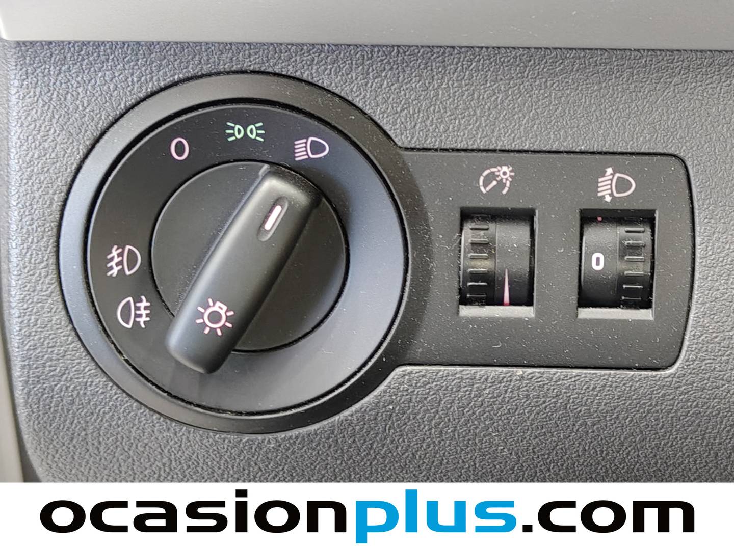 Foto Volkswagen Touran Volkswagen Touran Edition 1.6 TDI BMT (105 CV) DSG 7 Plazas