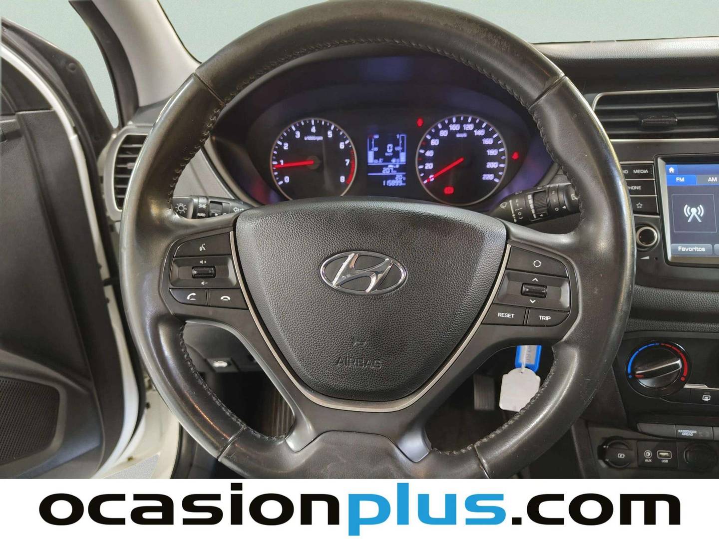 Hyundai i20 Hyundai i20 1.2 MPI Essence LE (75 CV) 2019