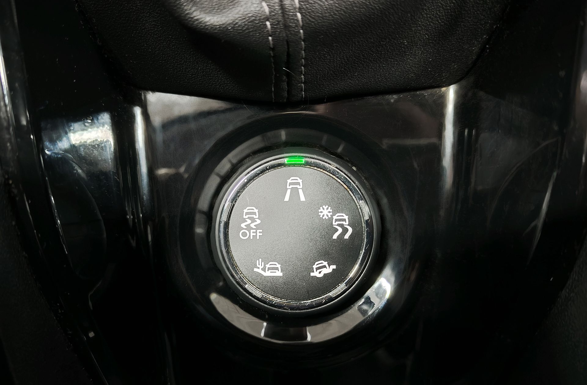 Peugeot 2008 BlueHDi 120 Allure - foto 10
