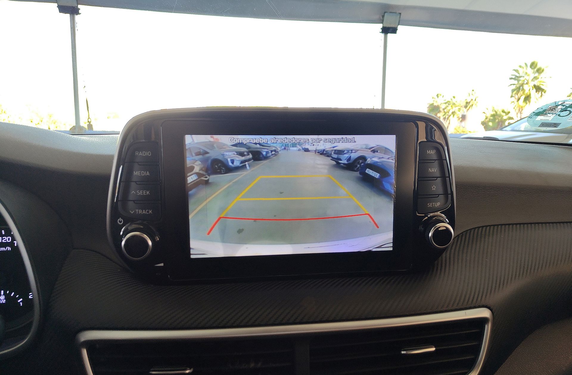 Hyundai Tucson 1.6 GDI SLE 4x2 - foto 9