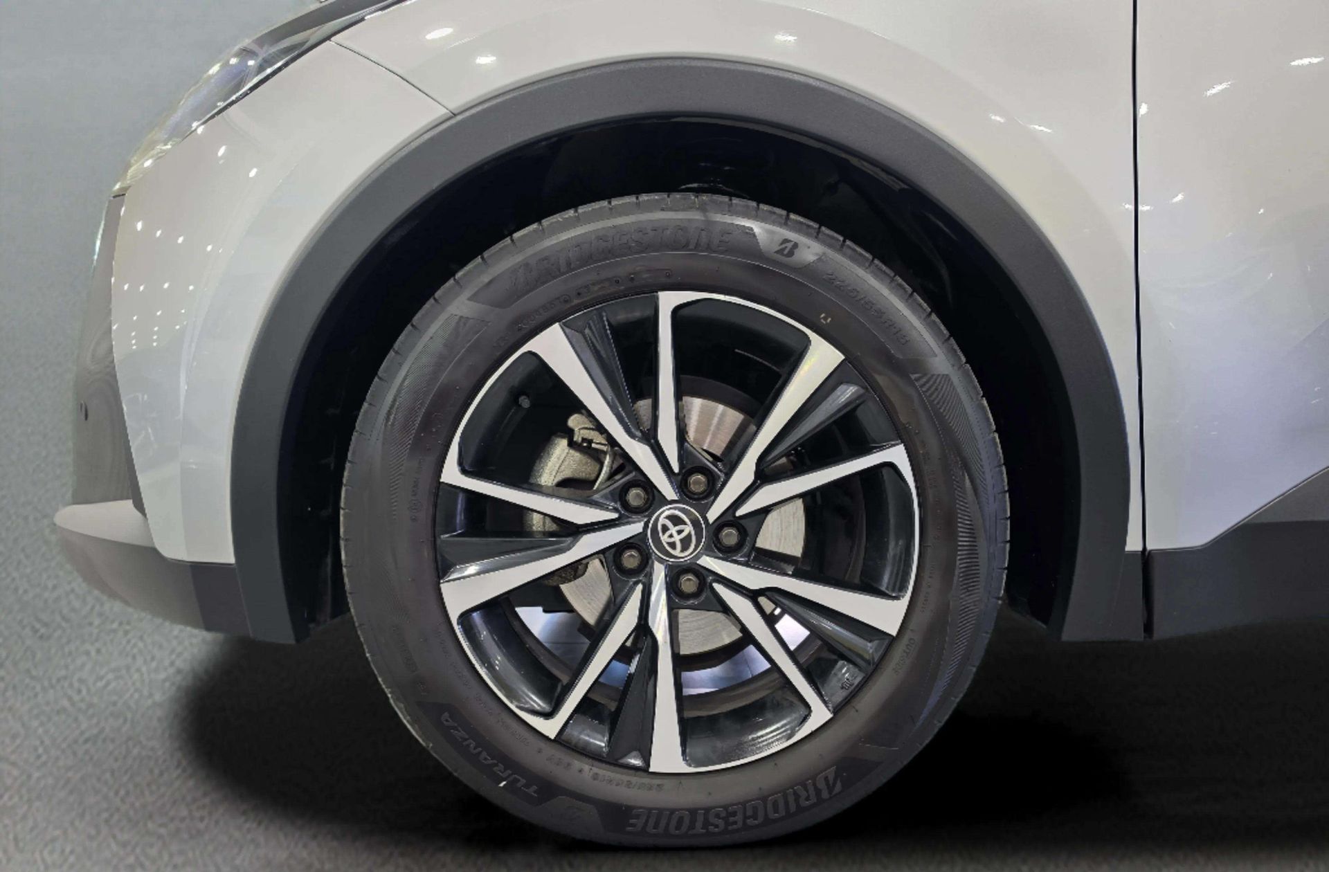 Toyota C-HR 180H Advance - foto 37