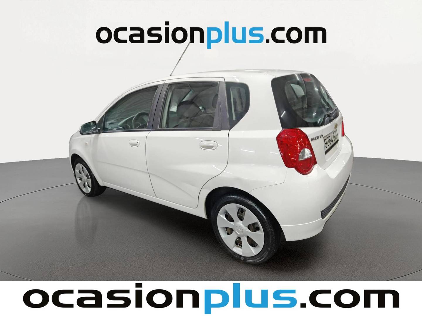 Foto trasera Chevrolet Aveo Chevrolet Aveo 1.4 16v LS (101 CV) izquierda