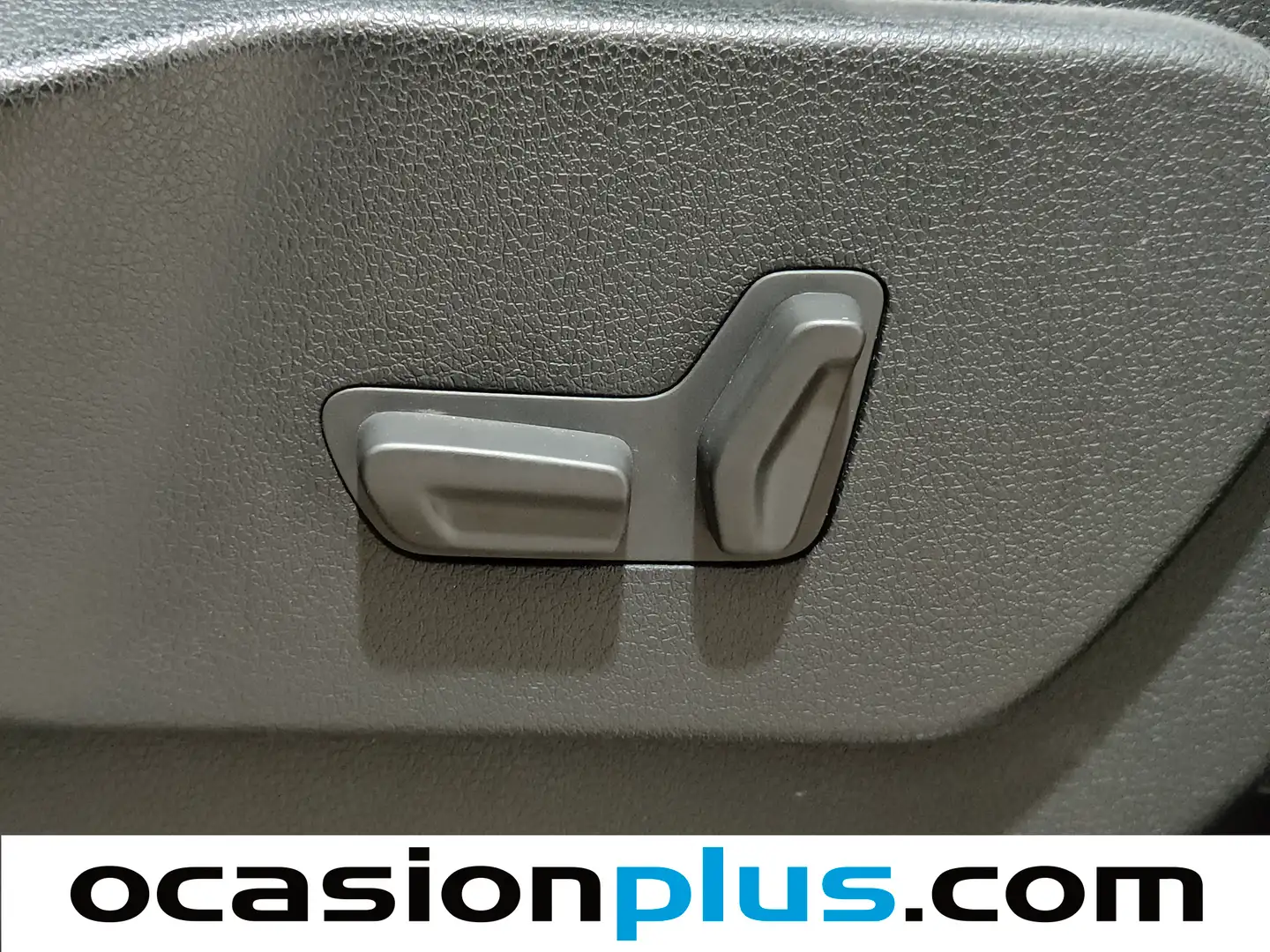 Foto Peugeot Traveller Peugeot Traveller BlueHDi 150 Allure Standard EAT6 (180 CV) 8 Plazas