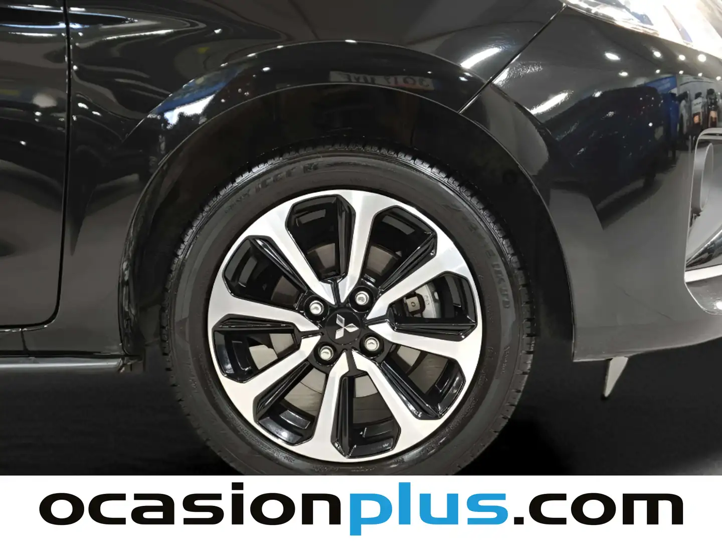 Foto Mitsubishi Space Star Mitsubishi Space Star Star 120 MPI Kaiteki (71 CV)