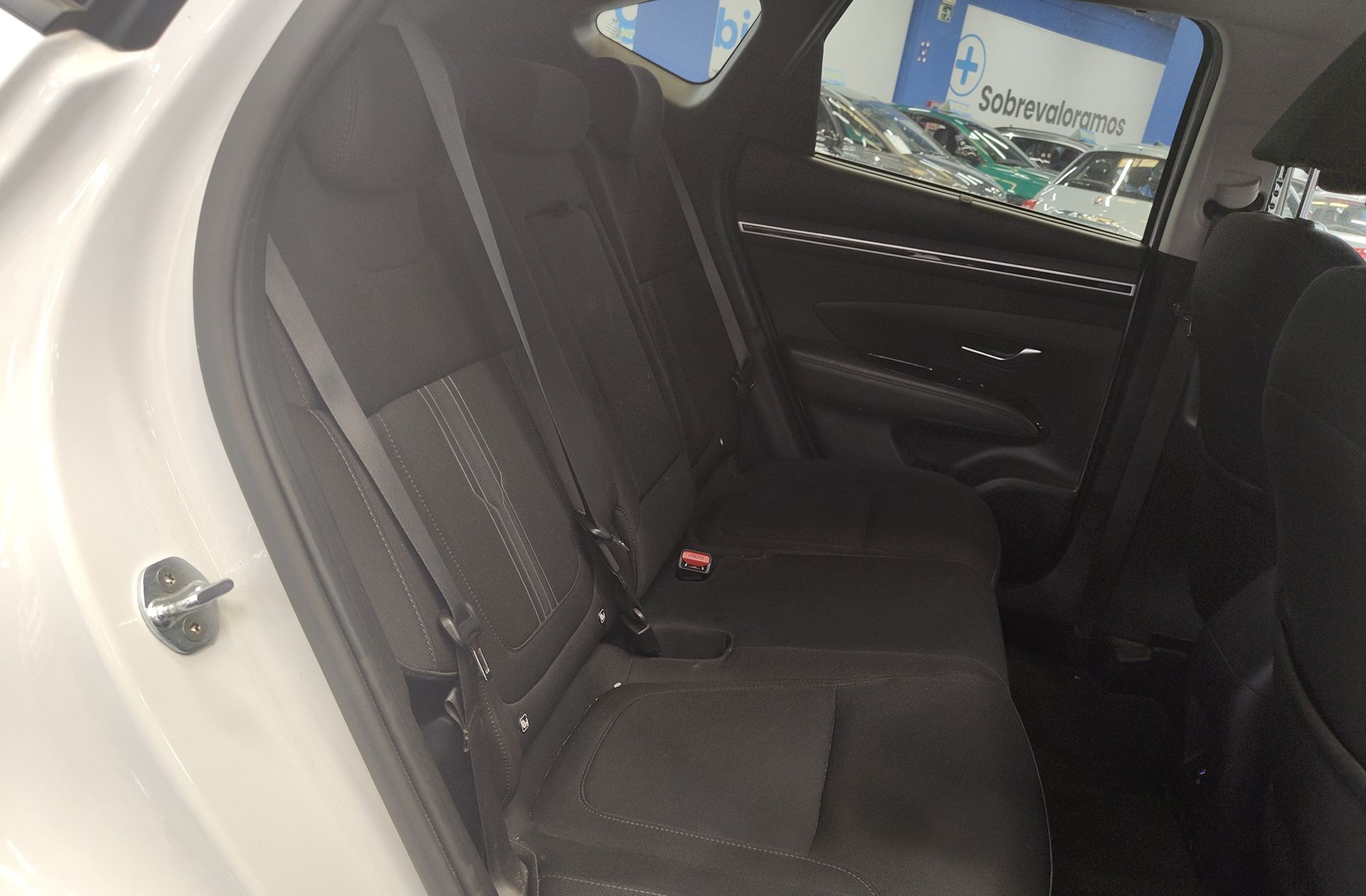 Hyundai Tucson 1.6 CRDi 48V Tecno 4x2 DCT - foto 18