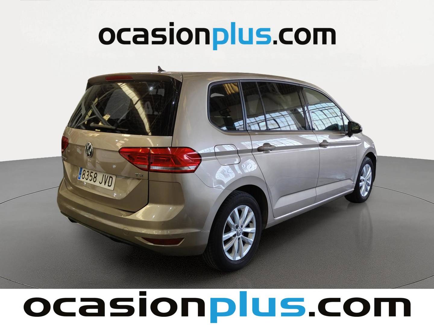 Foto trasera Volkswagen Touran Volkswagen Touran 1.2 TSI BMT Edition  (110 CV) 7 Plazas derecha