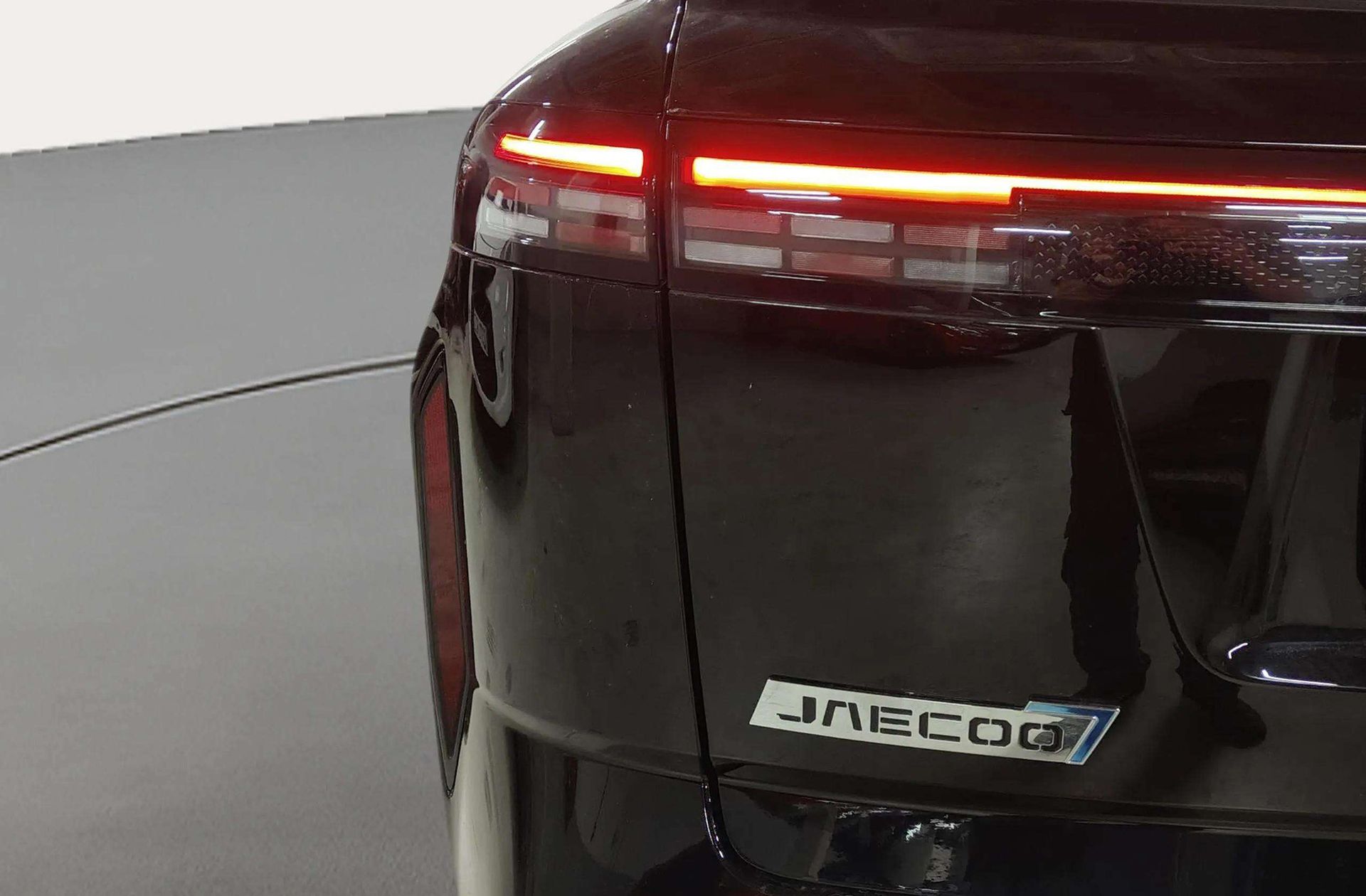 Jaecoo 7 1.5 T-GDi PHEV +1DHT Select FWD - foto 17