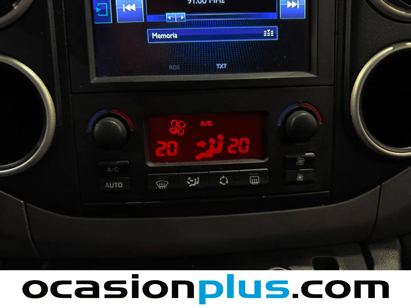 Foto Peugeot Partner Peugeot Partner Tepee BlueHDi 100 Outdoor (100 CV)