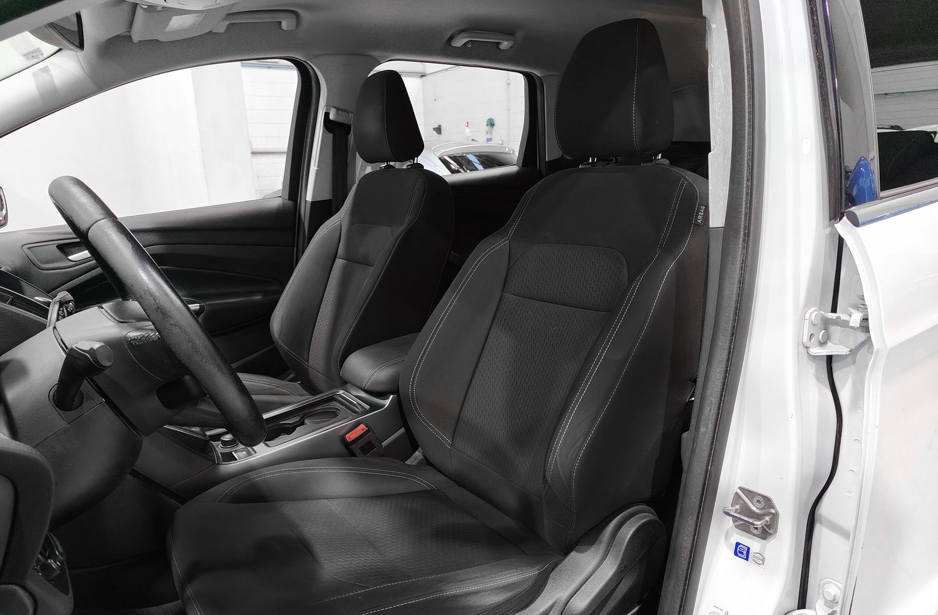 Ford Kuga 1.5 EcoBoost Trend+ 4x2 - foto 10
