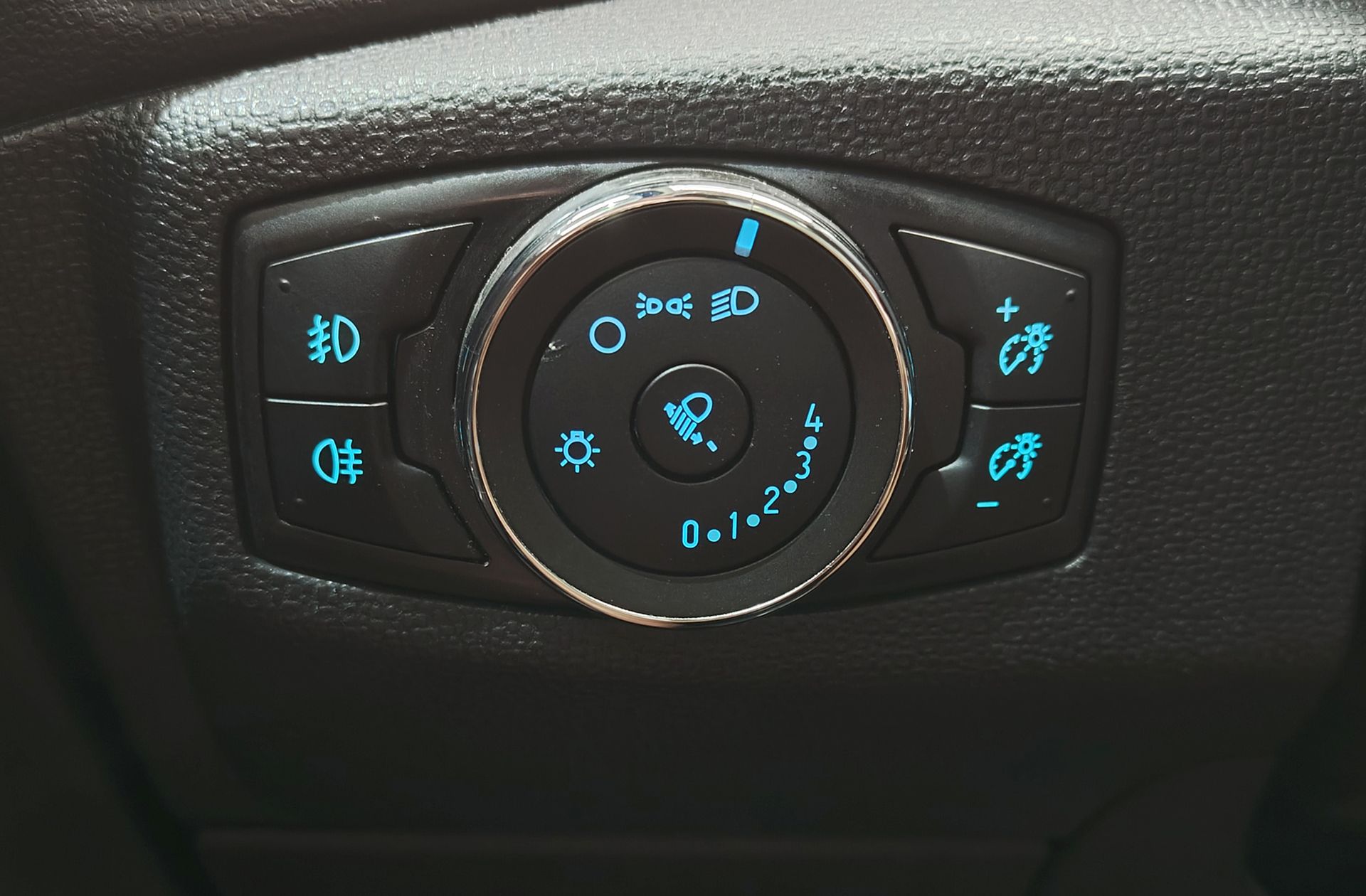 Ford EcoSport 1.0T EcoBoost Trend+ - foto 21