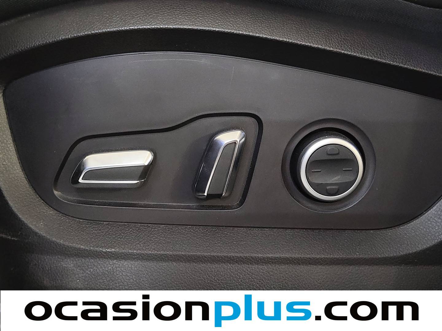 Paquetes del EBRO S800 EBRO S800 1.6 TGDI Premium DCT (147 CV) 7 Plazas