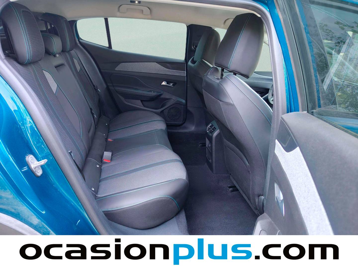 Peugeot 408 Peugeot 408 Allure Hybrid eDCS6 (136 CV) al mejor precio
