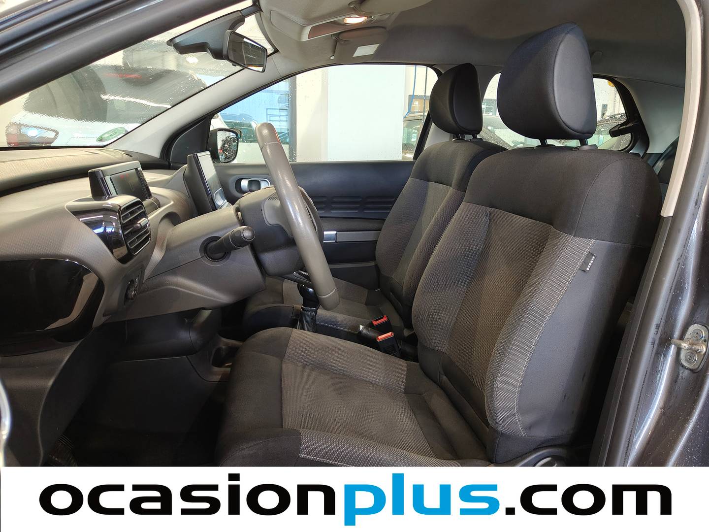 Foto asientos delanteros Citroën C4 Cactus Citroën C4 Cactus PureTech 82 Feel (82 CV)