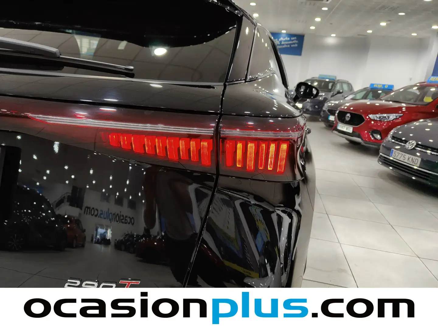 Foto OMODA 5 Omoda 5 1.6 T-GDI Premium DCT (185 CV)