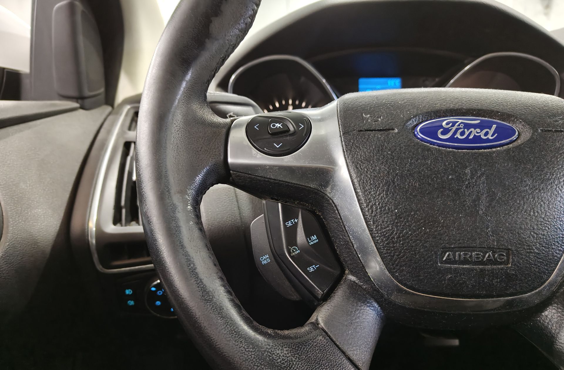 Ford Focus 1.6 TDCi Trend - foto 20