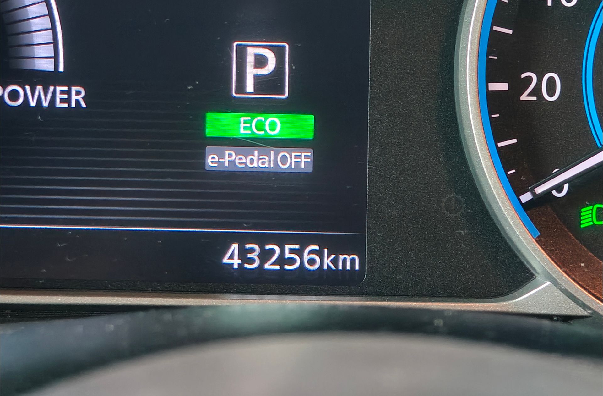 Nissan Leaf 40kWh N-Connecta - foto 10