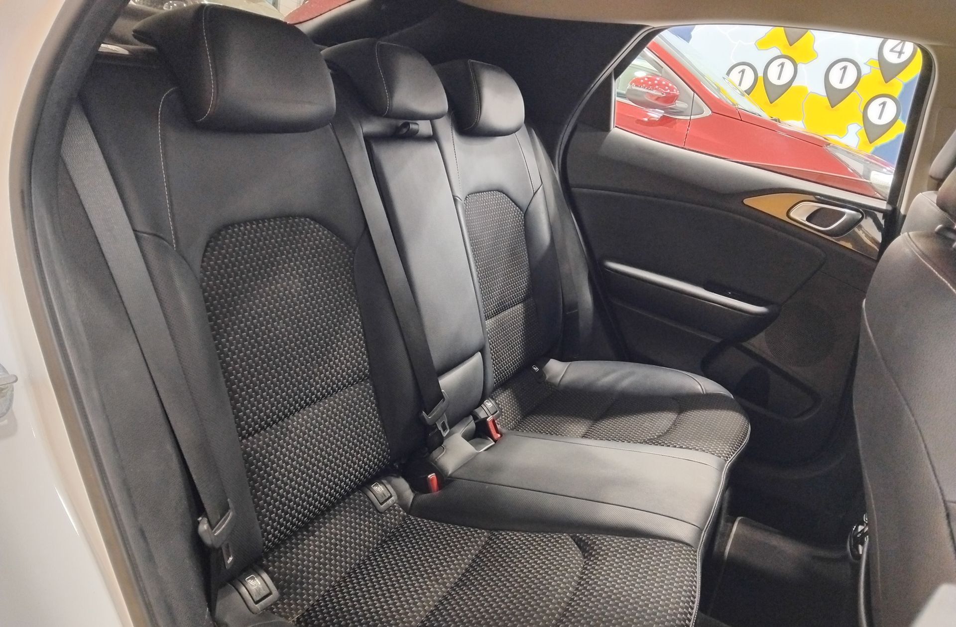 Kia XCeed 1.0 T-GDi Tech - foto 18