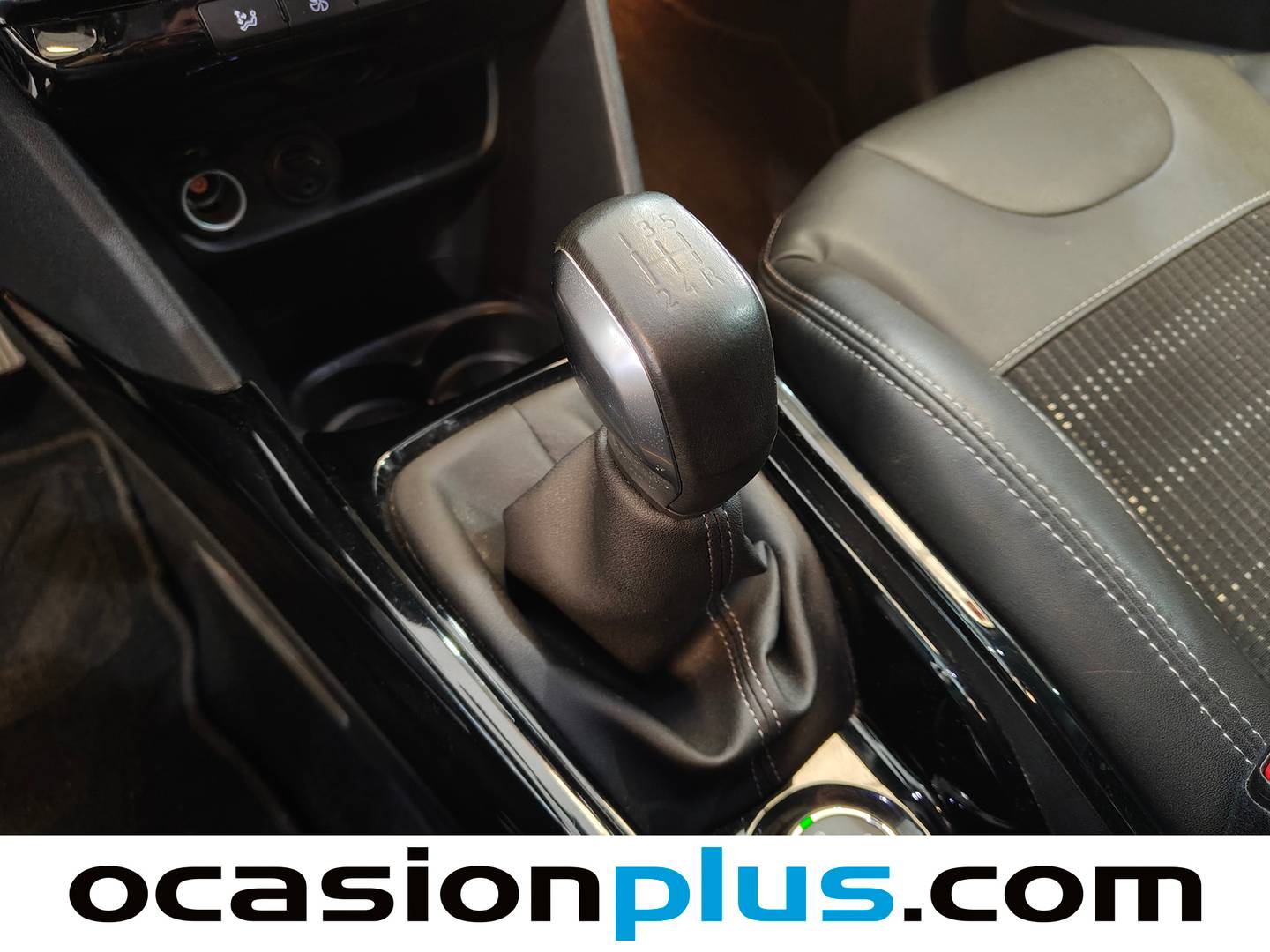 Peugeot 2008 Peugeot 2008 PureTech 110 S&S Allure (110 CV) de segunda mano