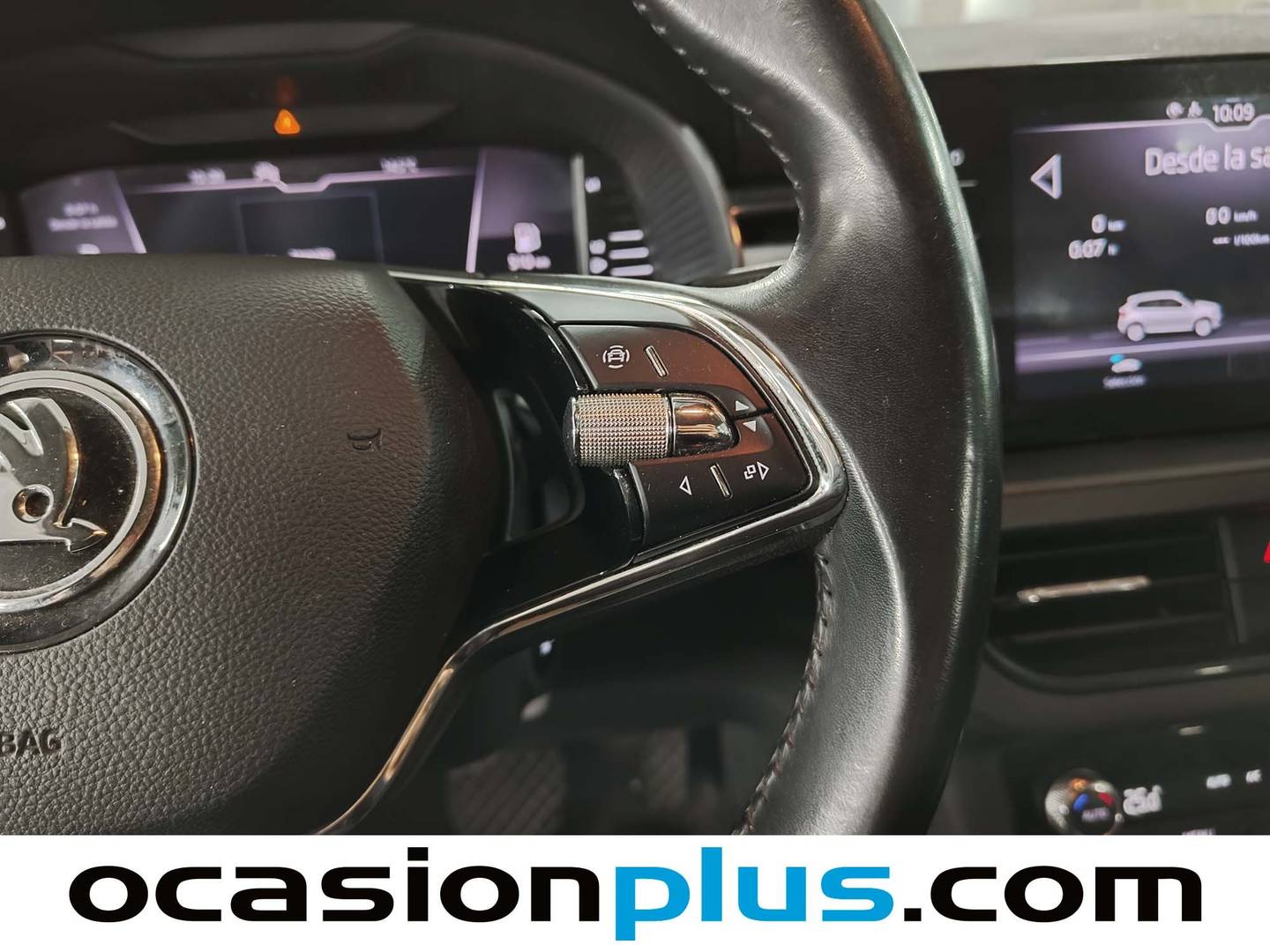 Skoda Kamiq Skoda Kamiq 1.0 TSI Ambition DSG (110 CV) de segunda mano