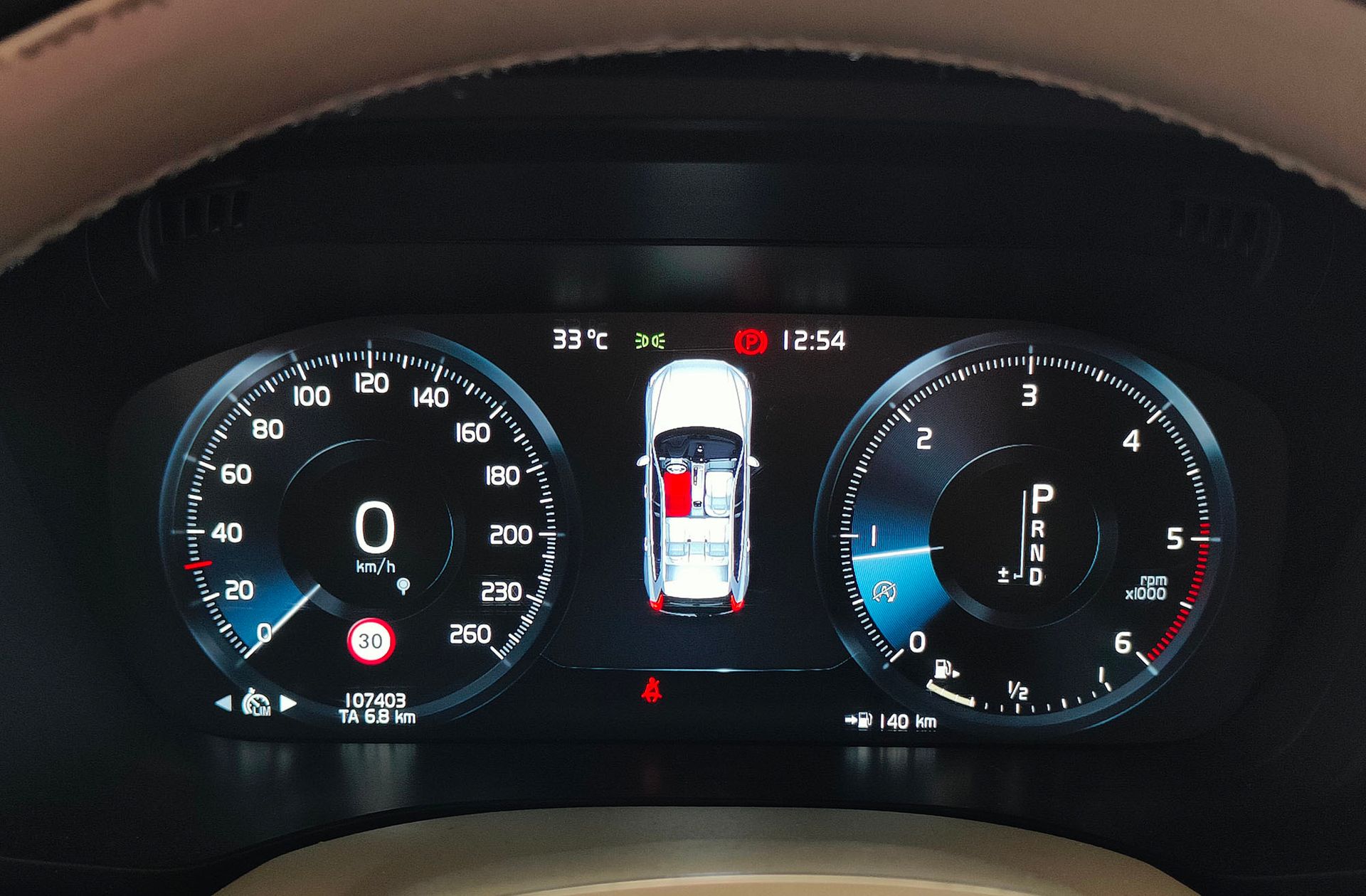 Volvo XC60 D4 Momentum AWD - foto 28