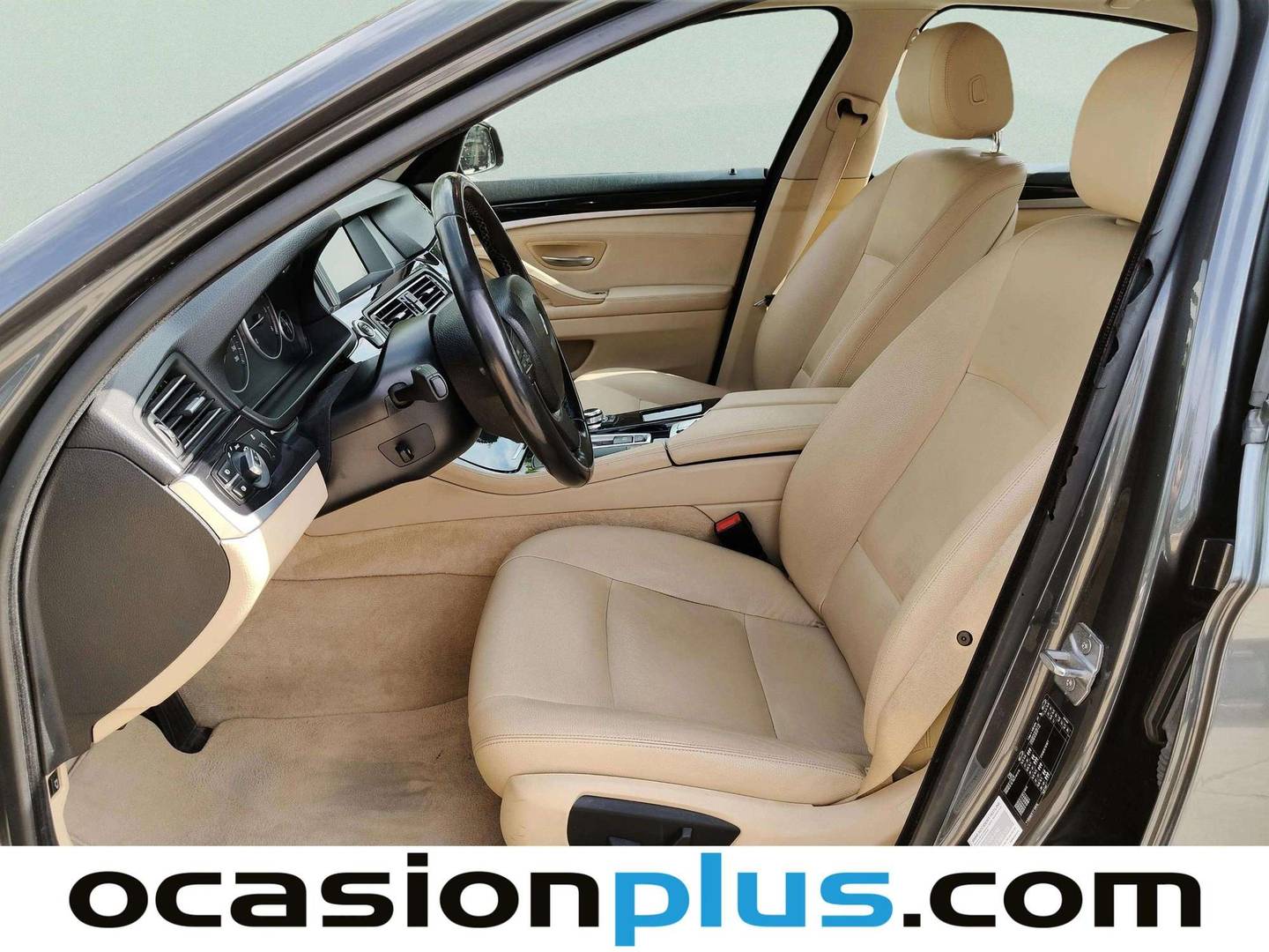 Foto asientos delanteros BMW Serie 5 BMW Serie 5 520d (190 CV)