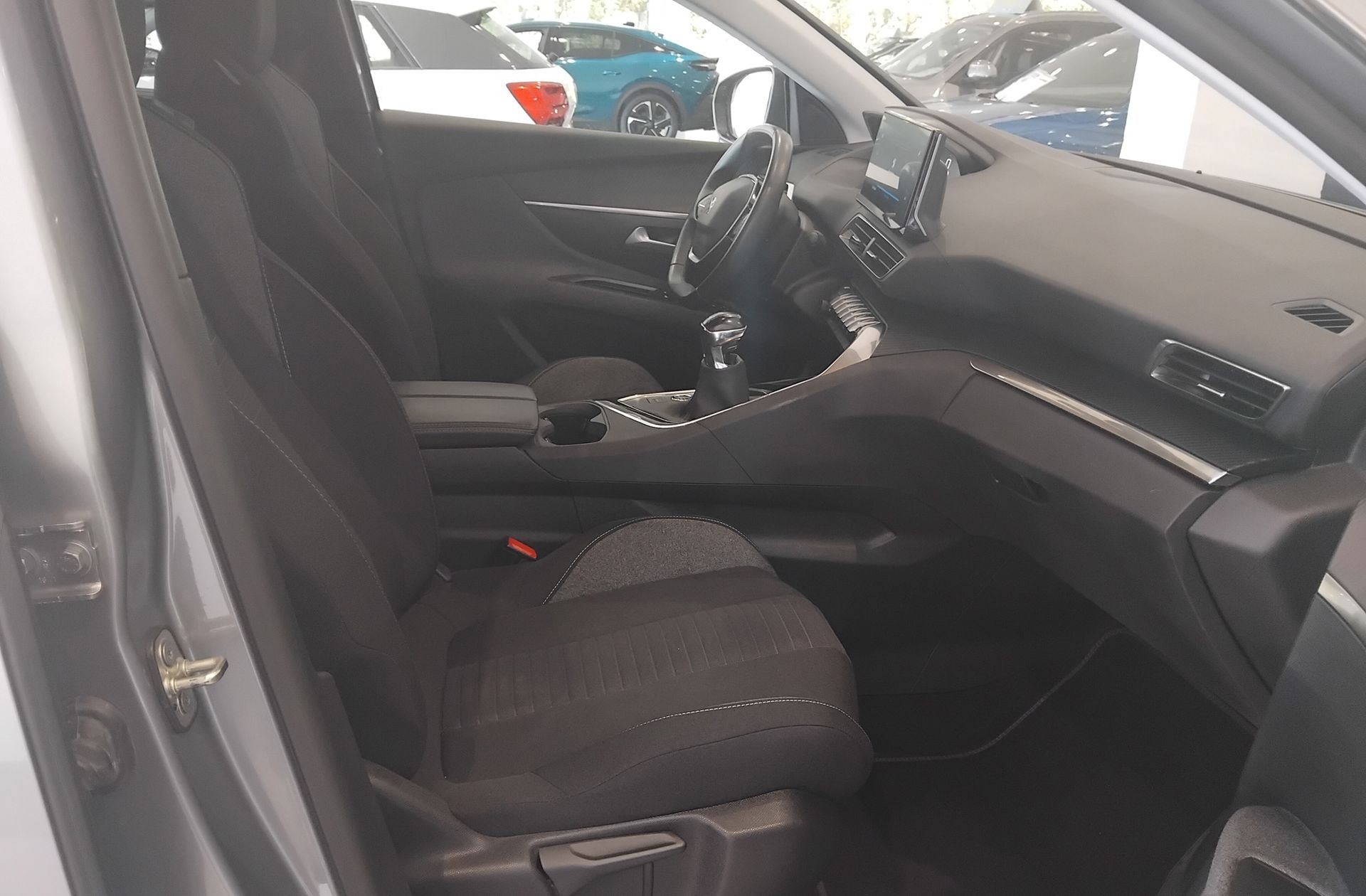 Peugeot 5008 PureTech 130 Style 7 plazas - foto 19