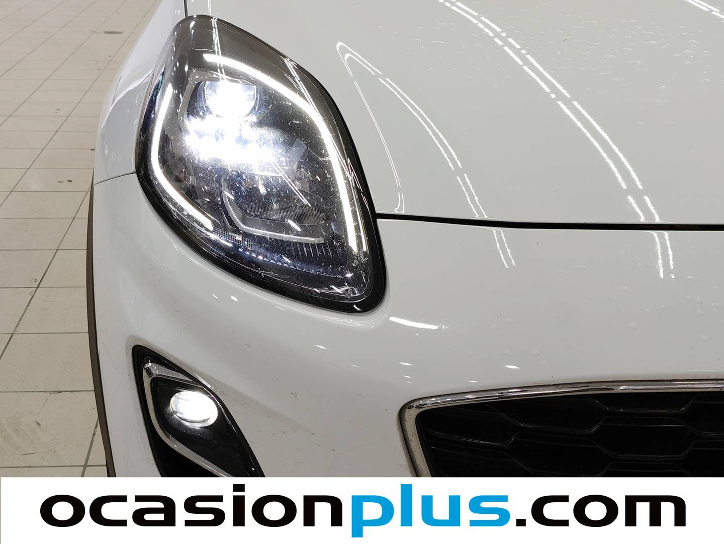 Foto Ford Puma Ford Puma 1.0 EcoBoost MHEV Titanium Design (125 CV)