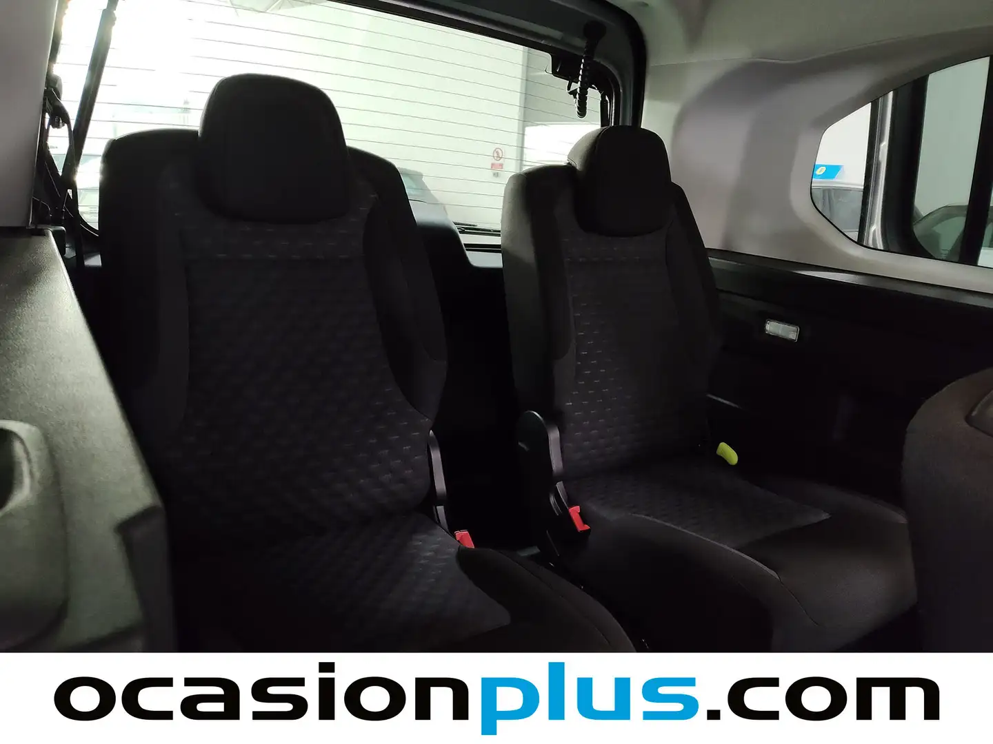 Foto Peugeot Rifter Peugeot Rifter BlueHDi 130 GT Long EAT8 (130 CV)