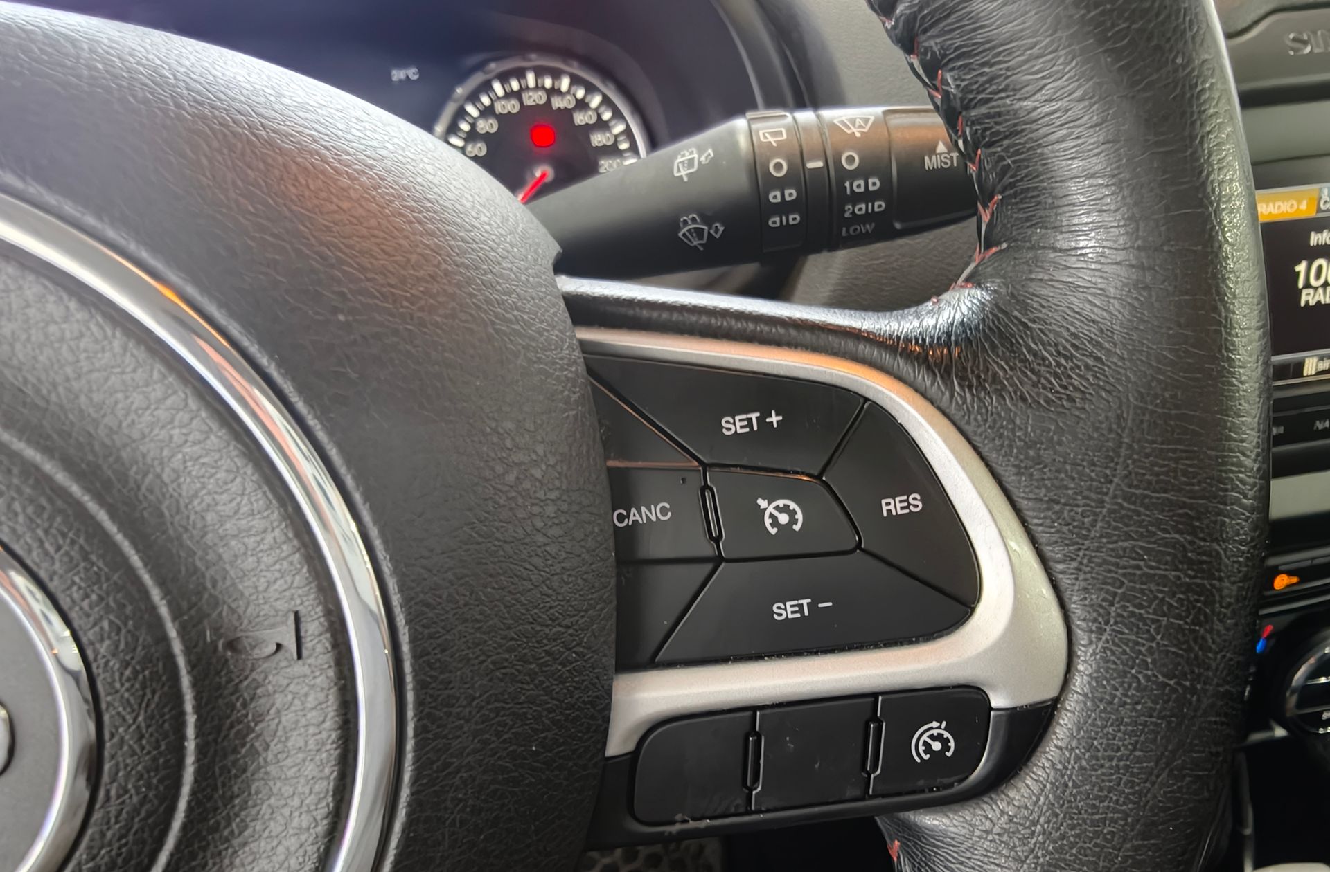 Jeep Renegade 2.0 MultiJet Trailhawk 4x4 AD Low - foto 29