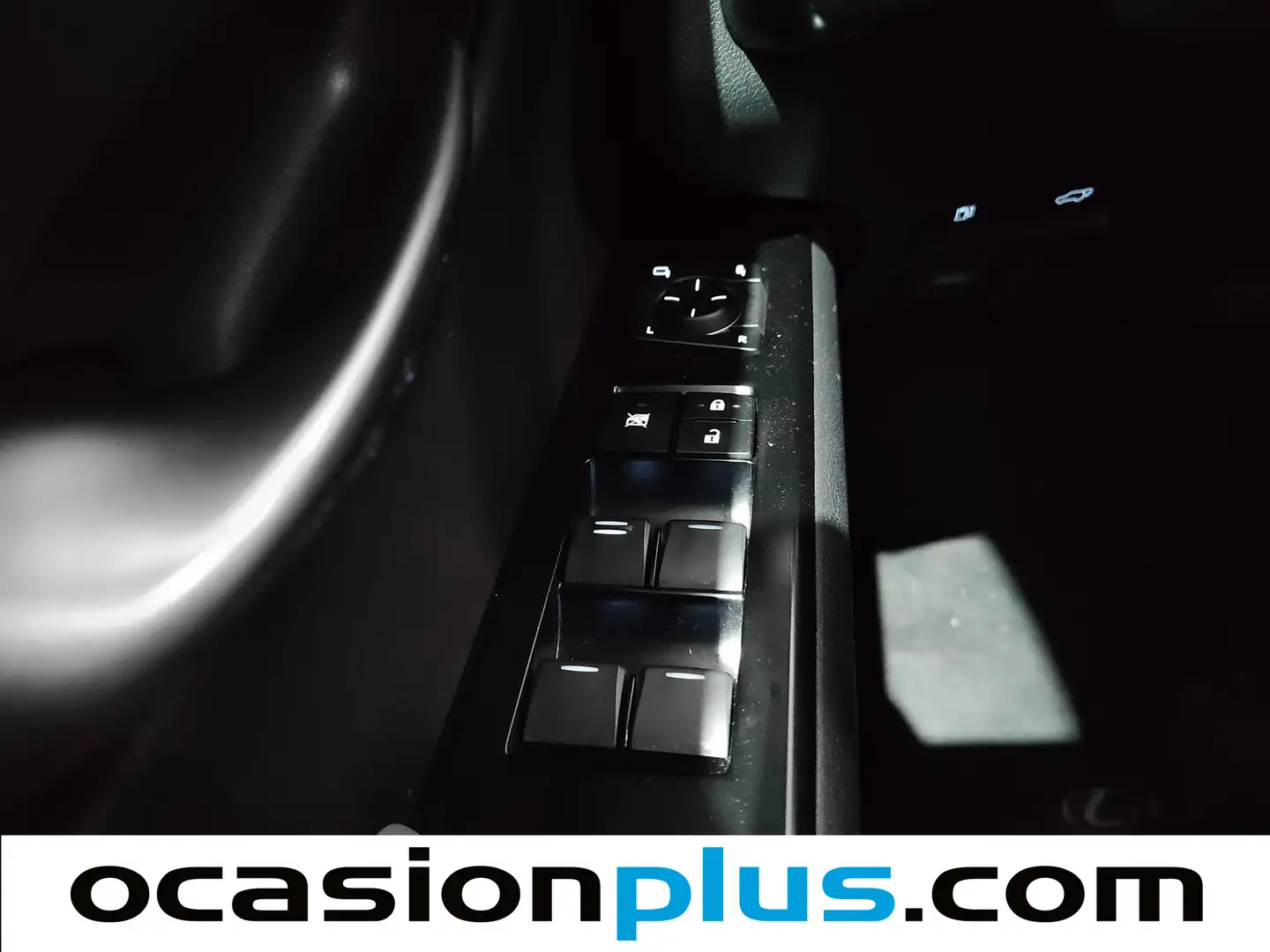 Foto Lexus UX Lexus UX 250h Executive (184 CV)