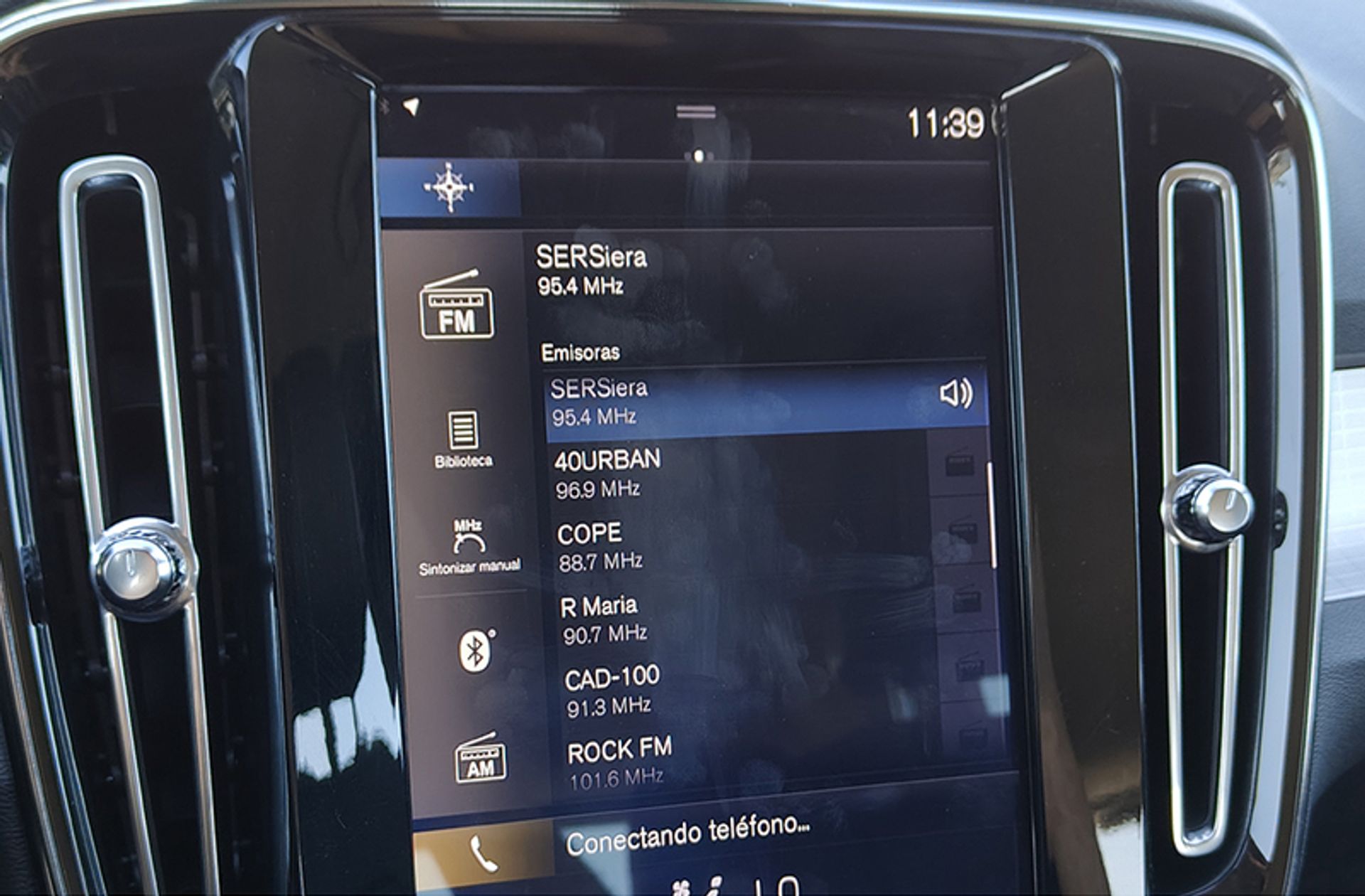 Volvo XC40 D4 Momentum AWD - foto 34