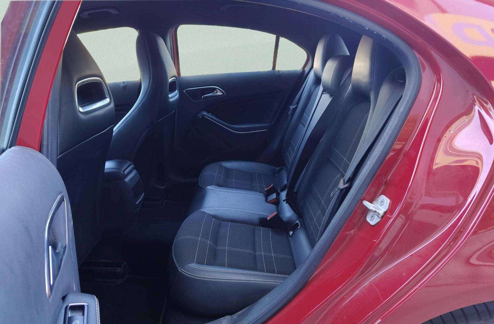 Mercedes-Benz Clase A 180 CDI Blue Efficiency Urban - foto 10