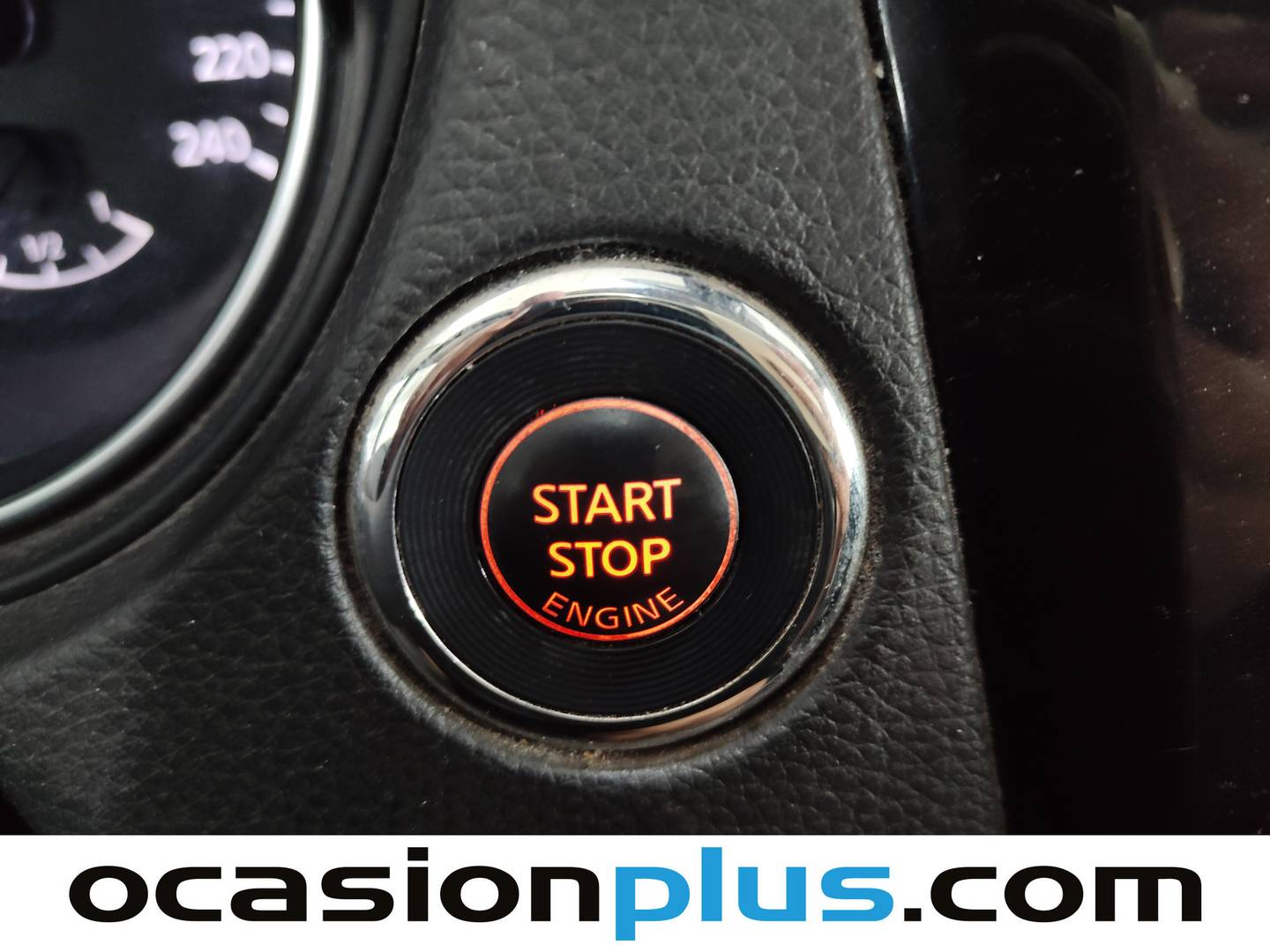 Foto Nissan QASHQAI Nissan Qashqai DIG-T 115 N-Connecta 4x2 (115 CV)