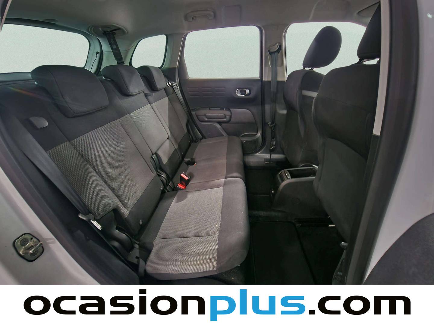 Foto Citroën C3 Aircross Citroen C3 Aircross PureTech 130 Shine Pack EAT6 (131 CV)