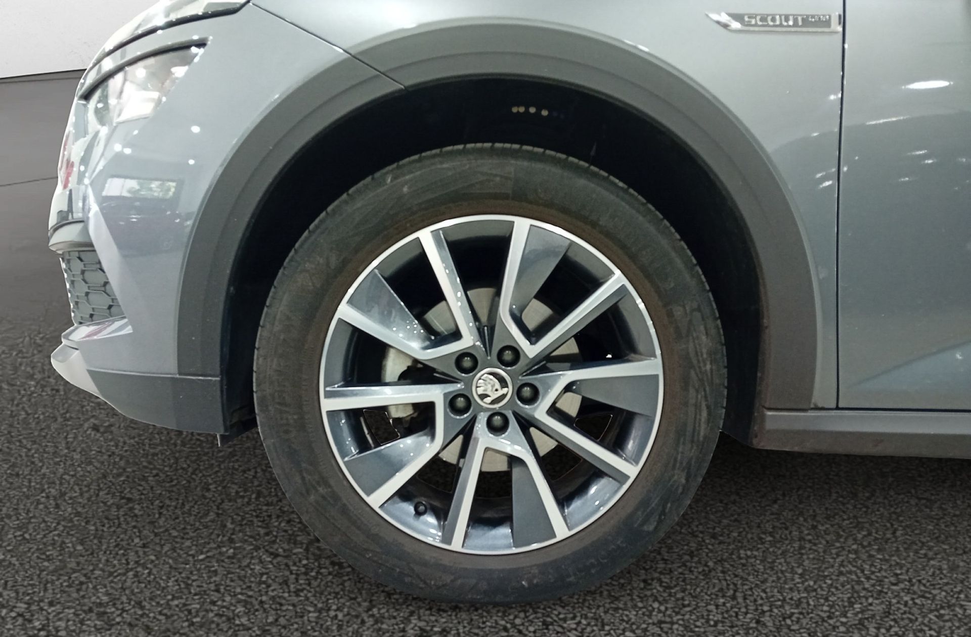 Škoda Kamiq 1.0 TSI Scout - foto 34