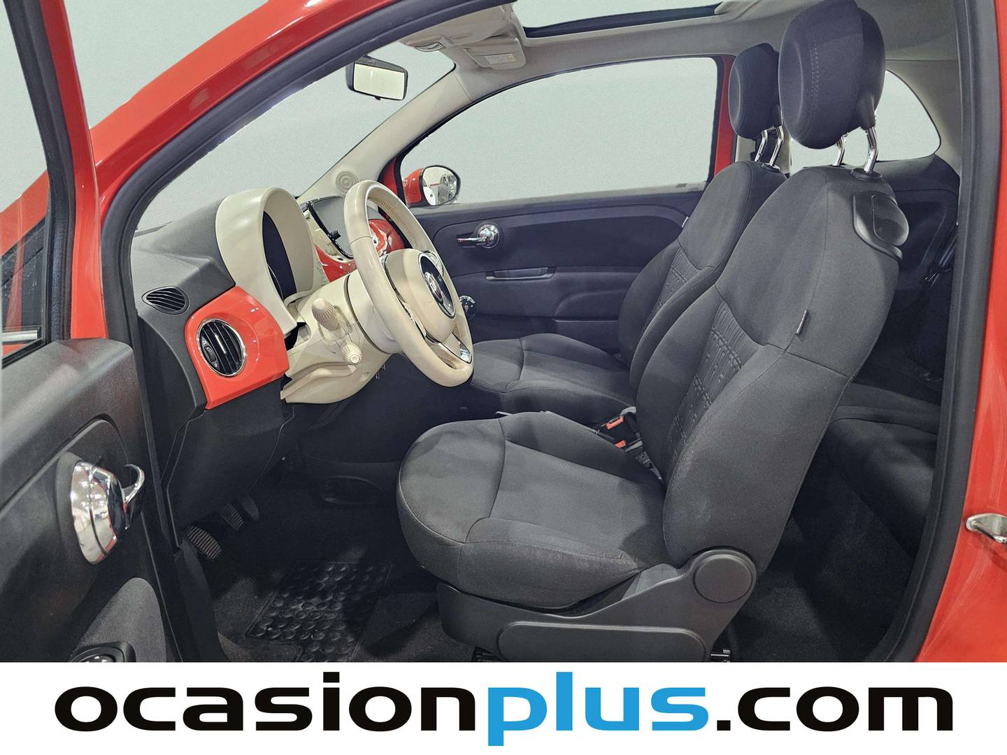 Foto asientos delanteros Fiat 500 Fiat 500 1.0 Hybrid Dolcevita (70 CV)